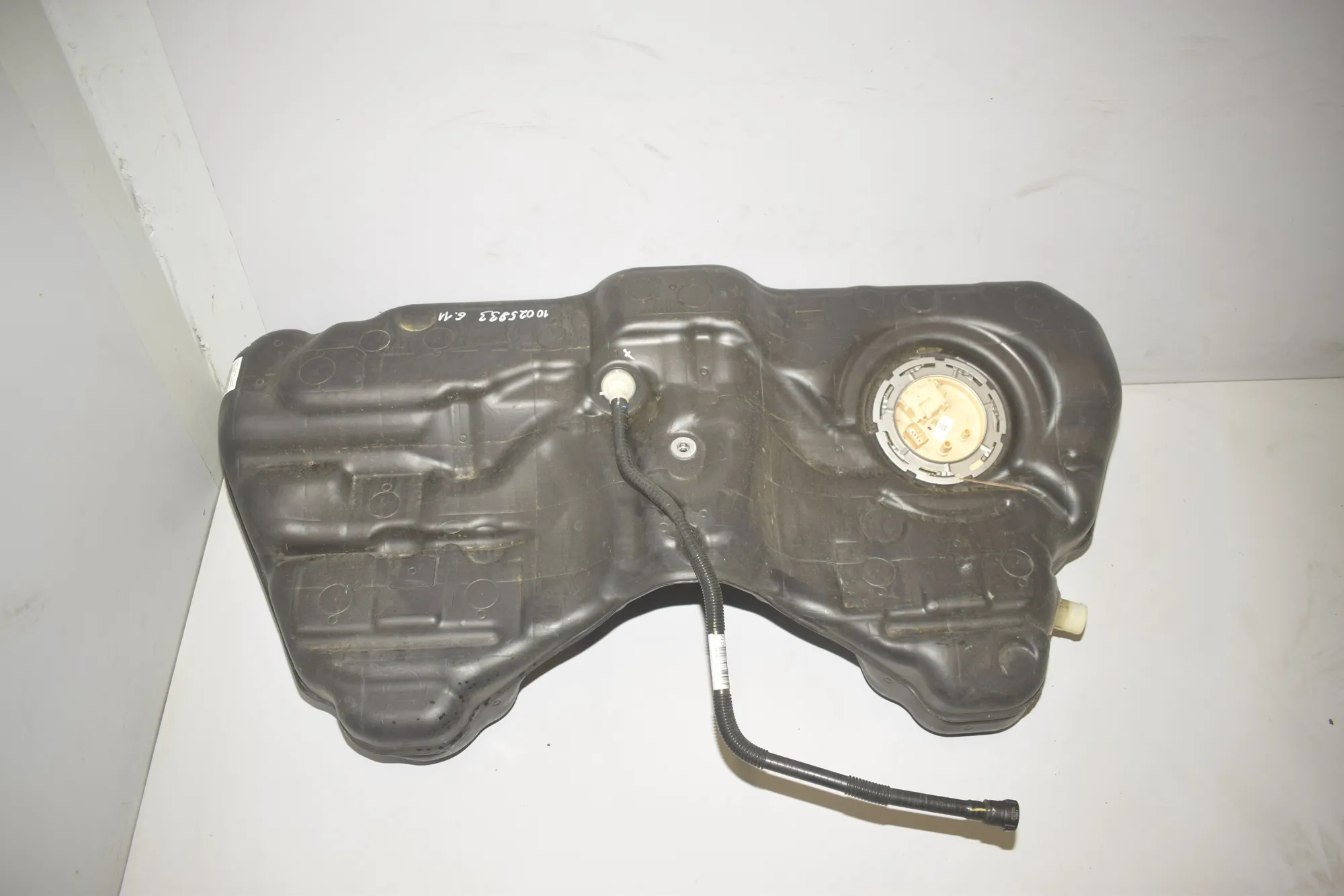 Fuel Tank – OEM 7411798 · BMW 7 (G11, G12) 730 d 2016 – 2