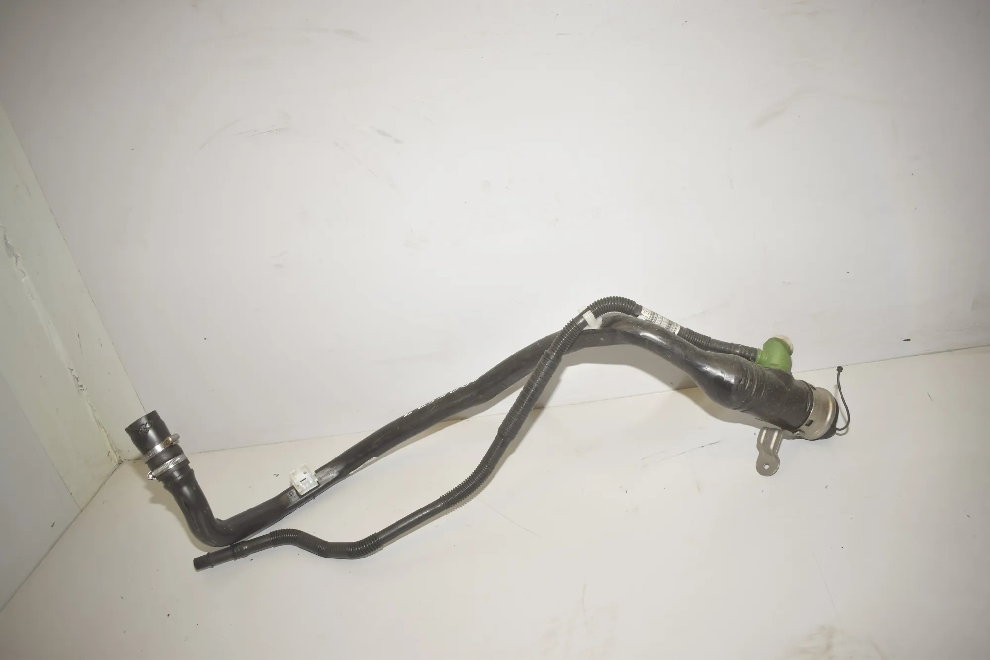 Fuel Tank Pipe – OEM 7356517 · BMW 7 (G11, G12) 730 d 2016 – 2