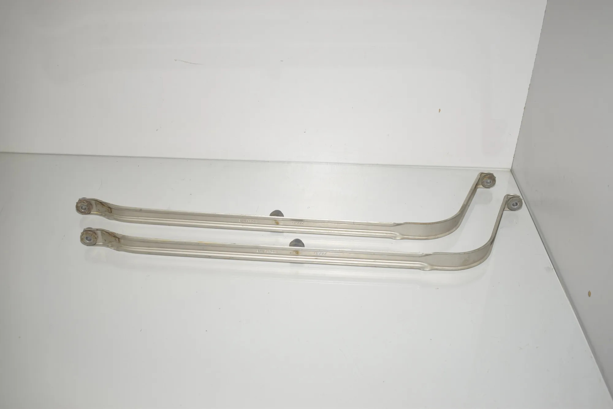Other Body Parts – OEM 7354283 · BMW 5 (G30) (2016 - -) M 550 i xDrive 2017