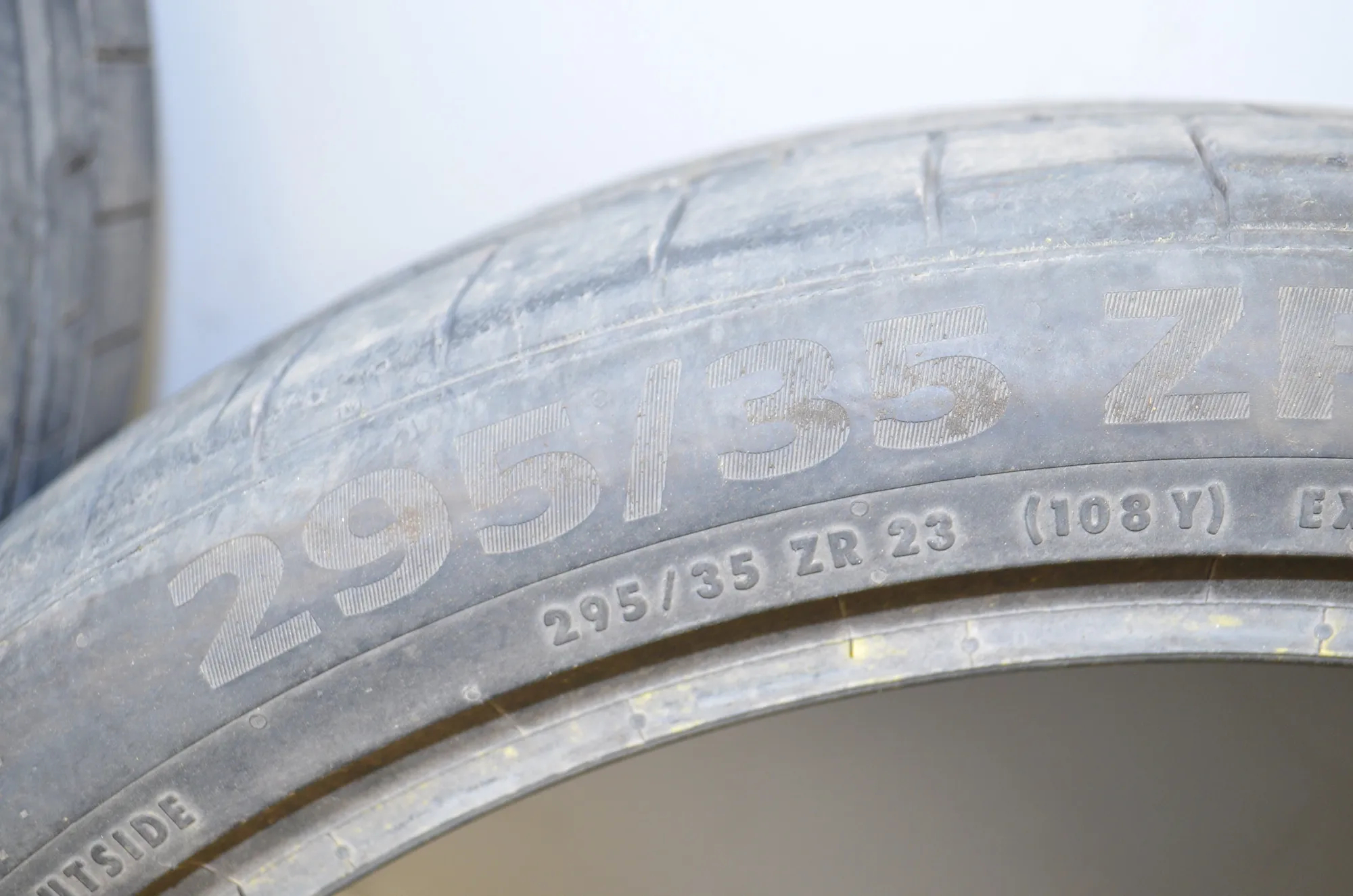 Tire · BMW X6 (E71, E72) BMW X6 (E71, E72) xDrive 30 d 2009 – 5