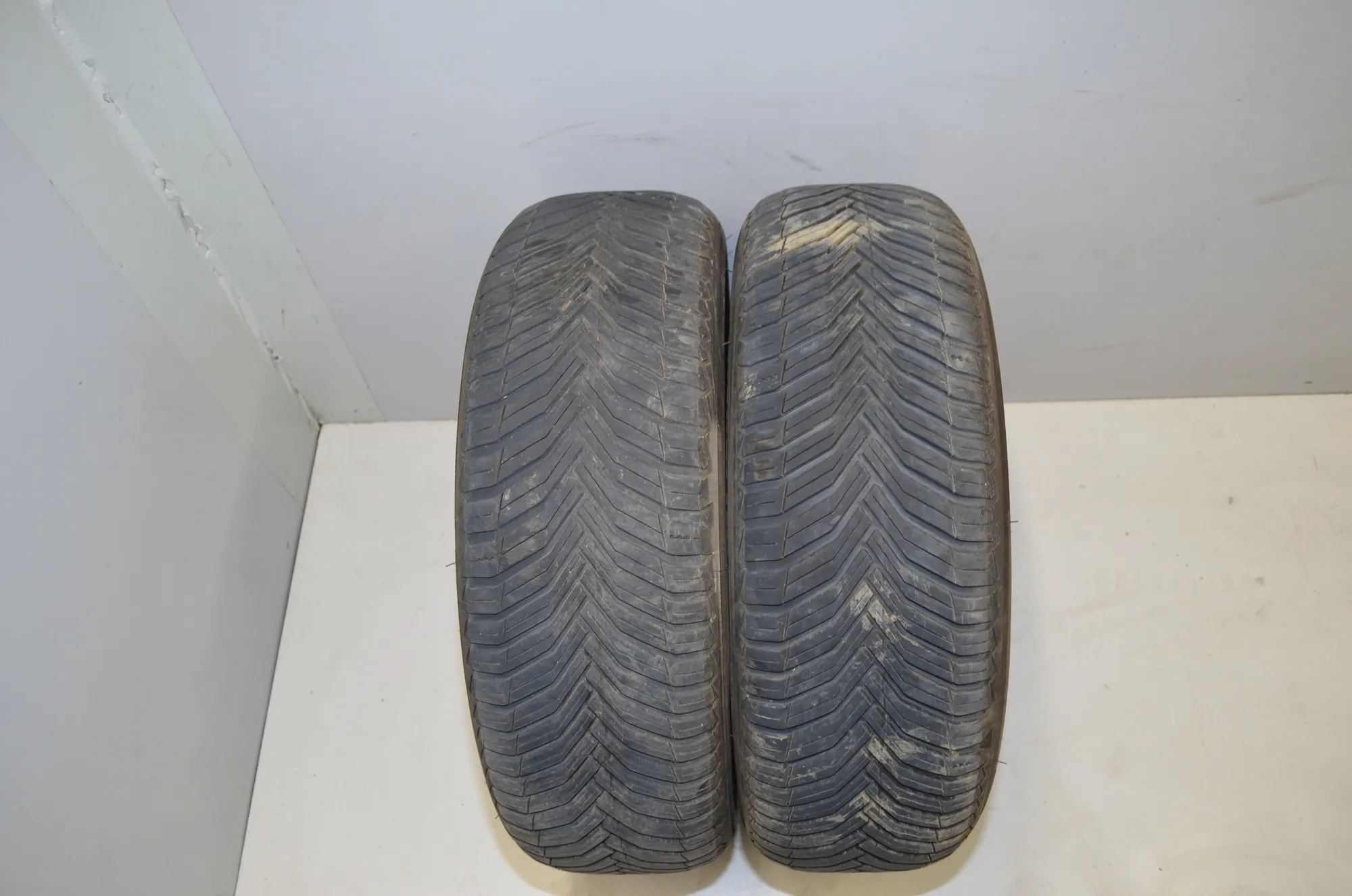 Tire · BMW 5 (F10) BMW 5 (F10) 520 d 2012 – 7