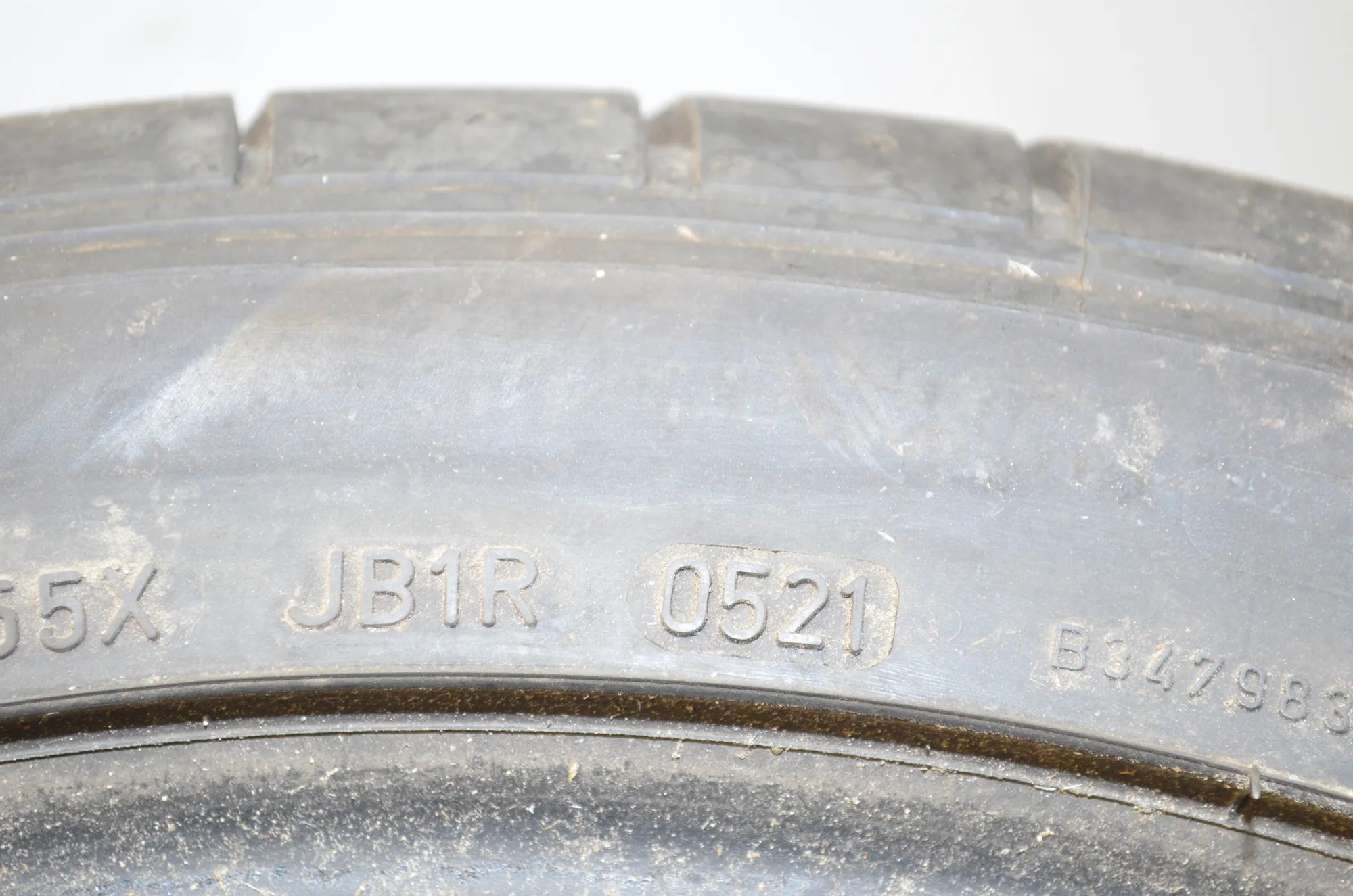 Tire · BMW X6 (E71, E72) BMW X6 (E71, E72) xDrive 30 d 2009 – 5