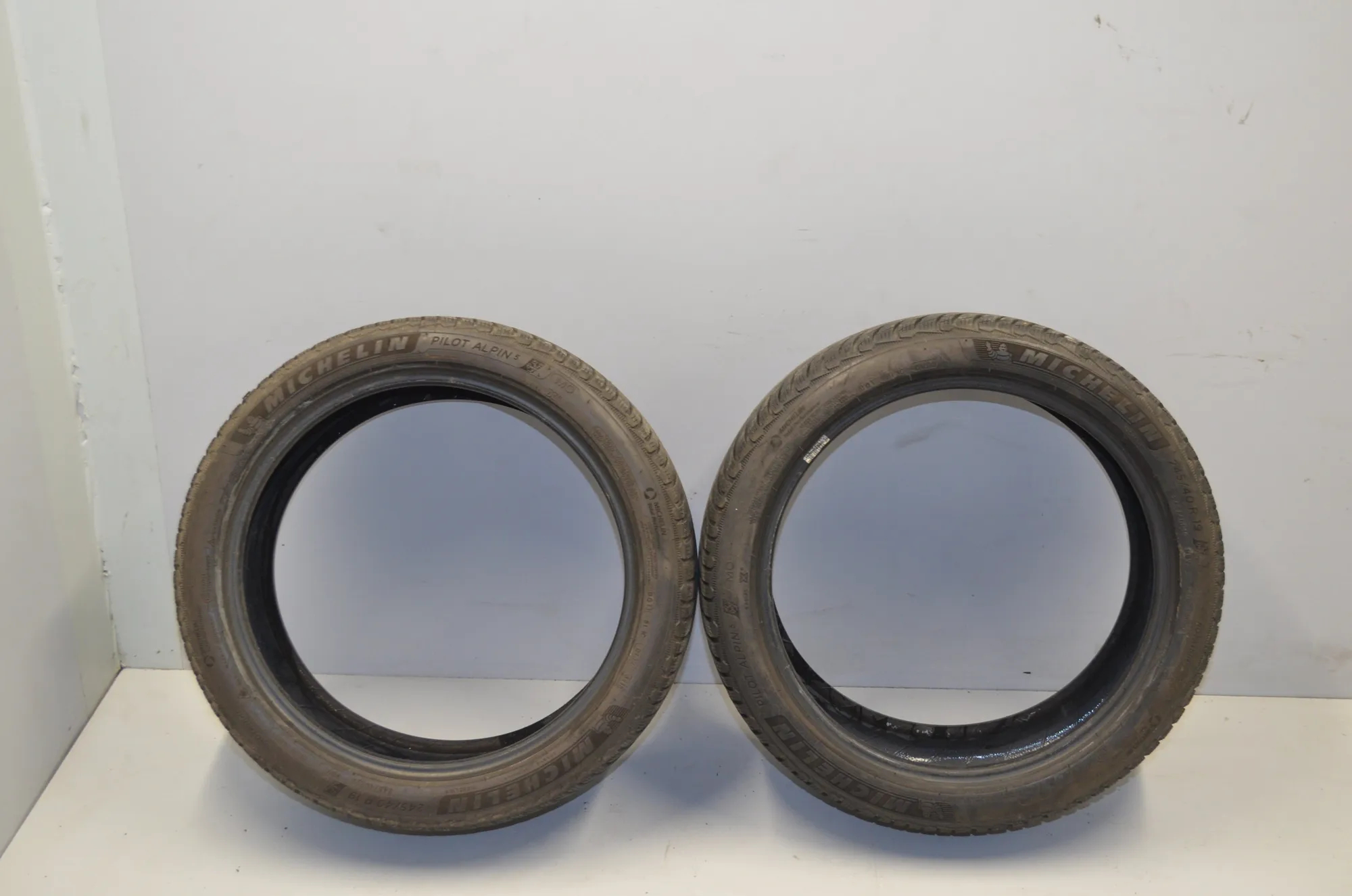 Tire · BMW 3 (F30, F80) BMW 3 (F30, F80) 330 d 2013