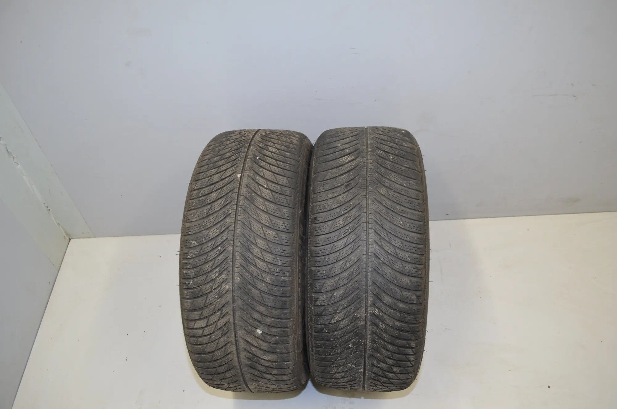 Tire · BMW 3 (F30, F80) BMW 3 (F30, F80) 330 d 2013 – 6