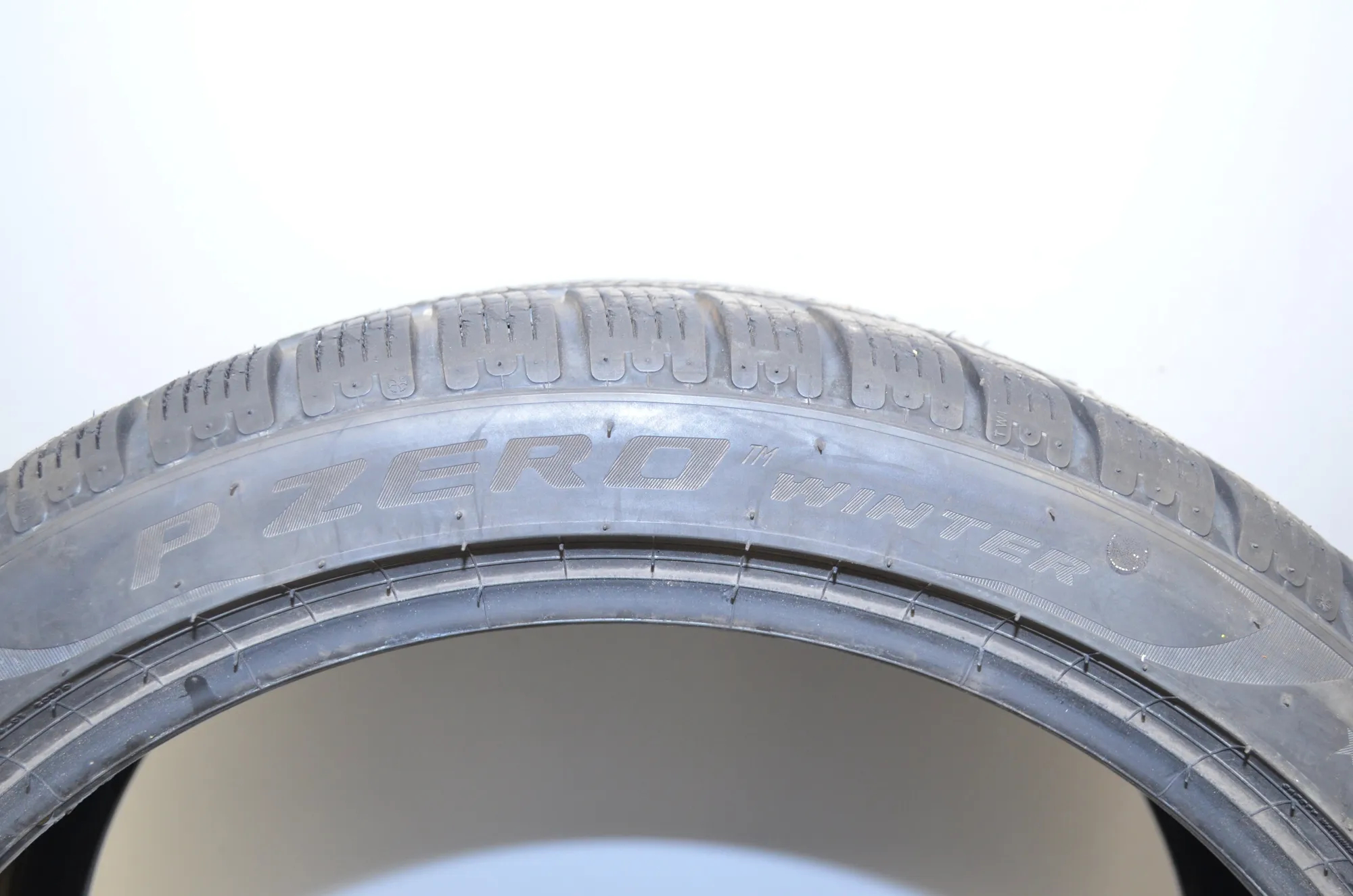 Tire · BMW 5 Touring (F11) BMW 5 Touring (F11) 530 i 2011 – 2