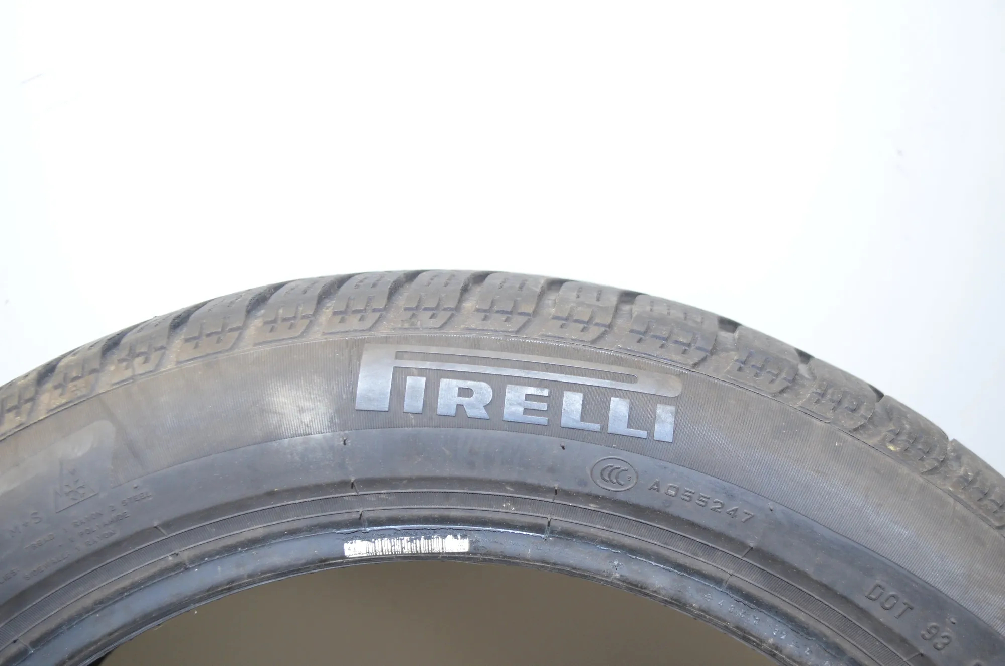 Tire · BMW 5 (F10) BMW 5 (F10) 520 d 2014 – 4