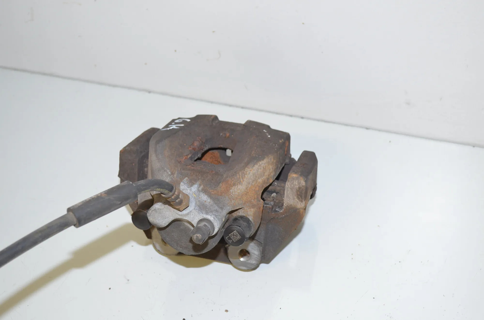 Rear Left Brake Caliper – OEM 6786831 · BMW 7 (F01, F02) 730 d 2011 – 2