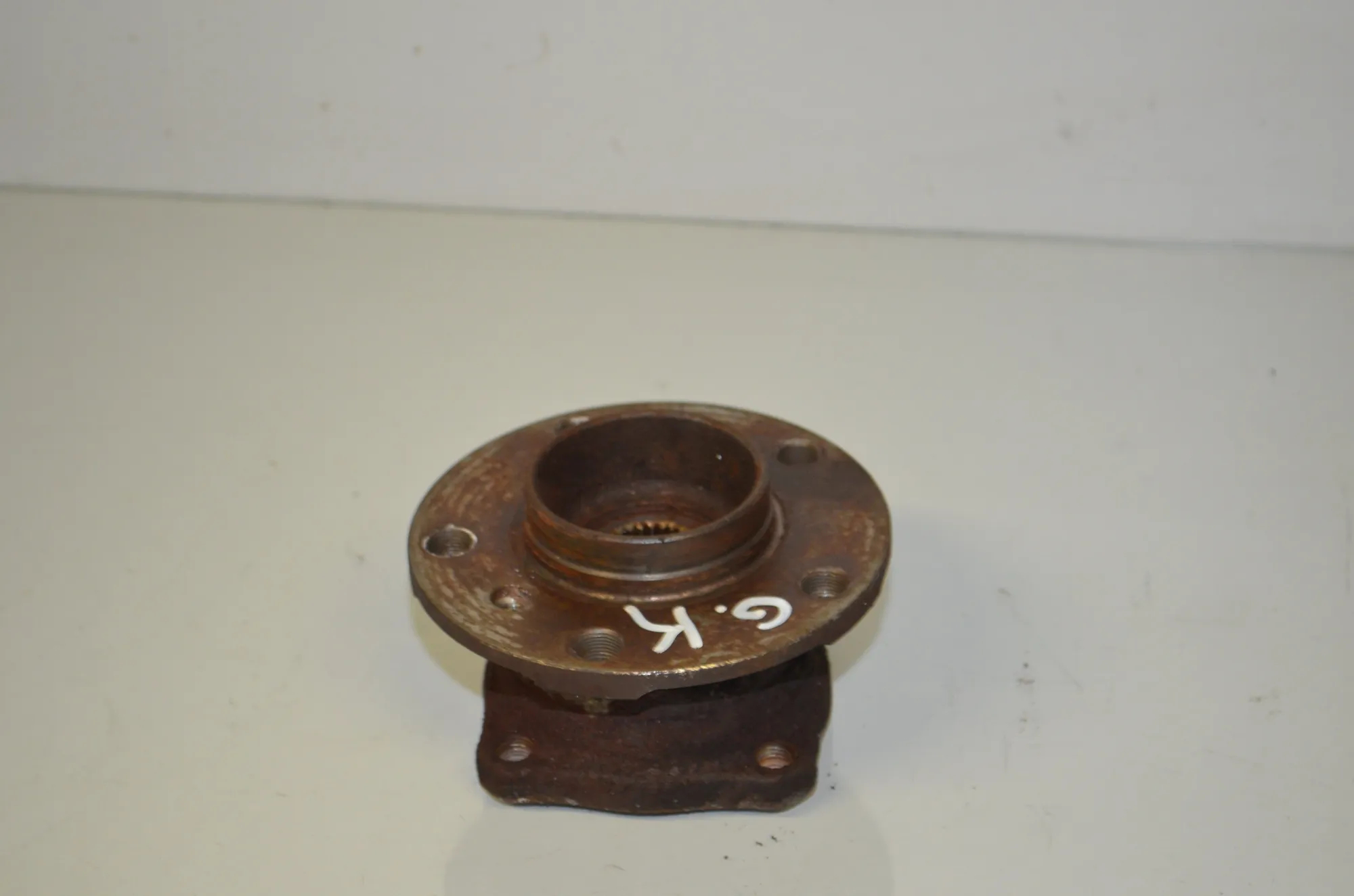 Rear Left Wheel Bearing – OEM 6867806 · BMW 7 (F01, F02) 730 d 2011 – 2