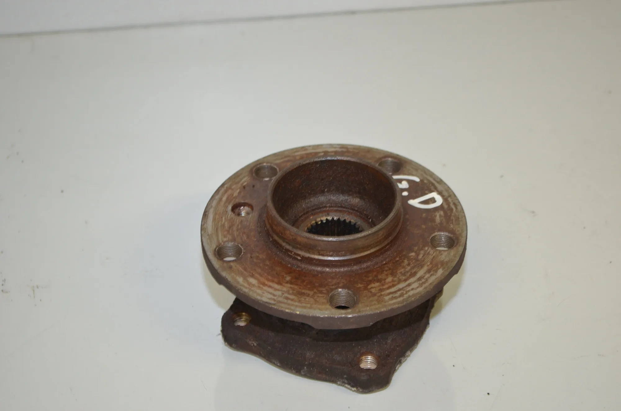 Rear Right Wheel Bearing – OEM 6867806 · BMW 7 (F01, F02) 730 d 2011 – 2