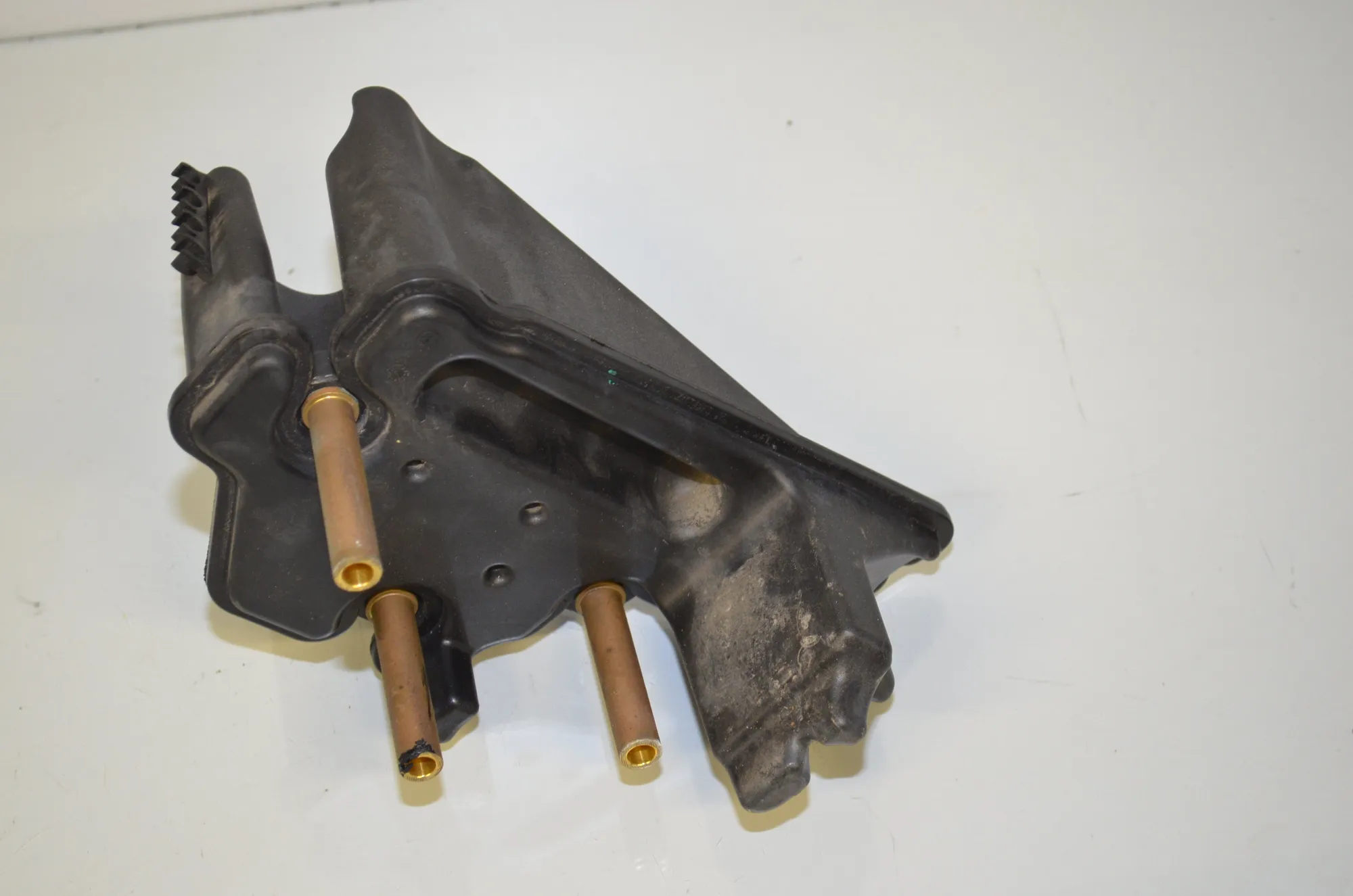 Vacuum Tank – OEM 8512680 · BMW X6 (E71, E72) M 50 d 2014 – 2