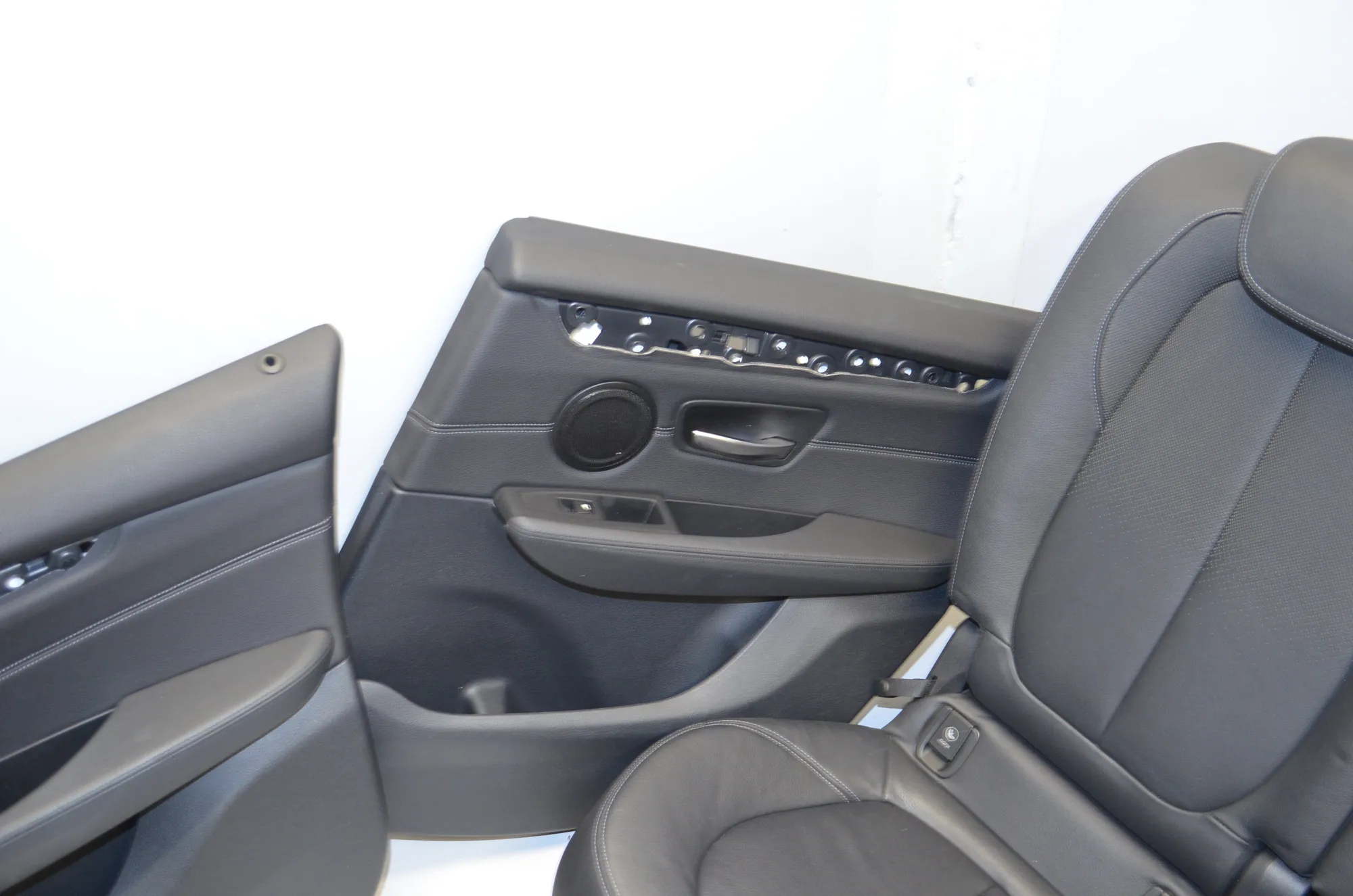 Seat set · BMW 2 Active Tourer (F45) 225 i 2015 – 10