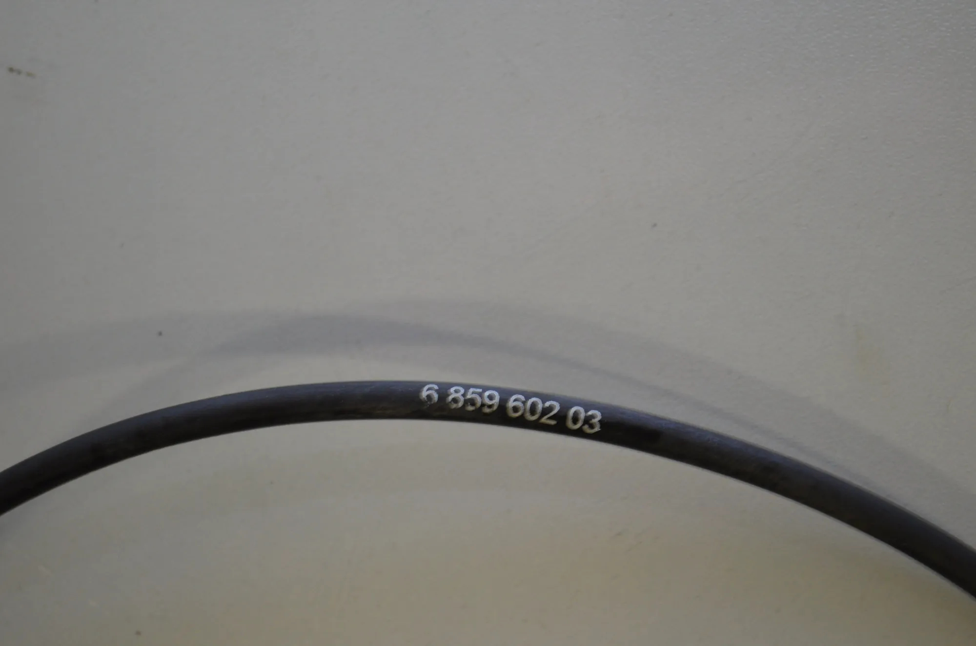Front Left ABS Sensor – OEM 6859602 · BMW 5 (G30) (2016 - -) M 550 i xDrive 2017 – 5