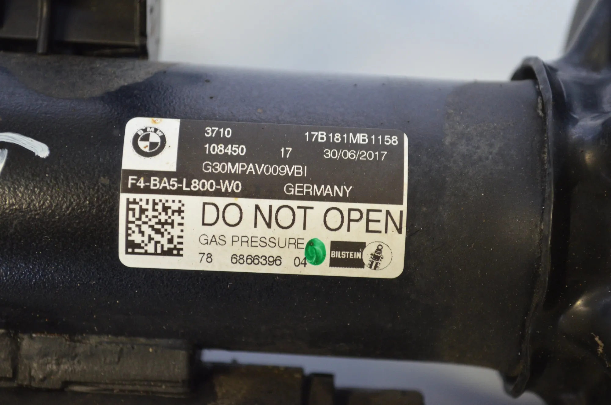 Front Right Shock Absorber – OEM 6866396 · BMW 5 (G30) (2016 - -) M 550 i xDrive 2017 – 6