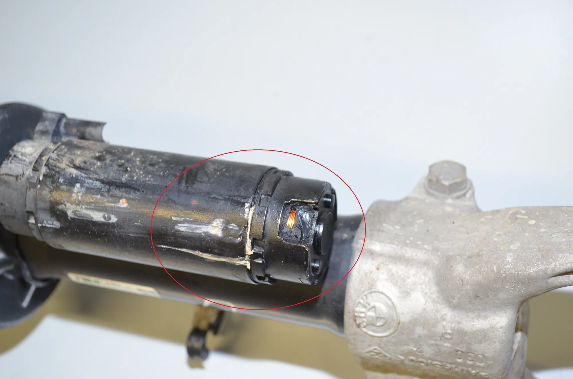 Front Right Shock Absorber – OEM 6866396 · BMW 5 (G30) (2016 - -) M 550 i xDrive 2017 – 2