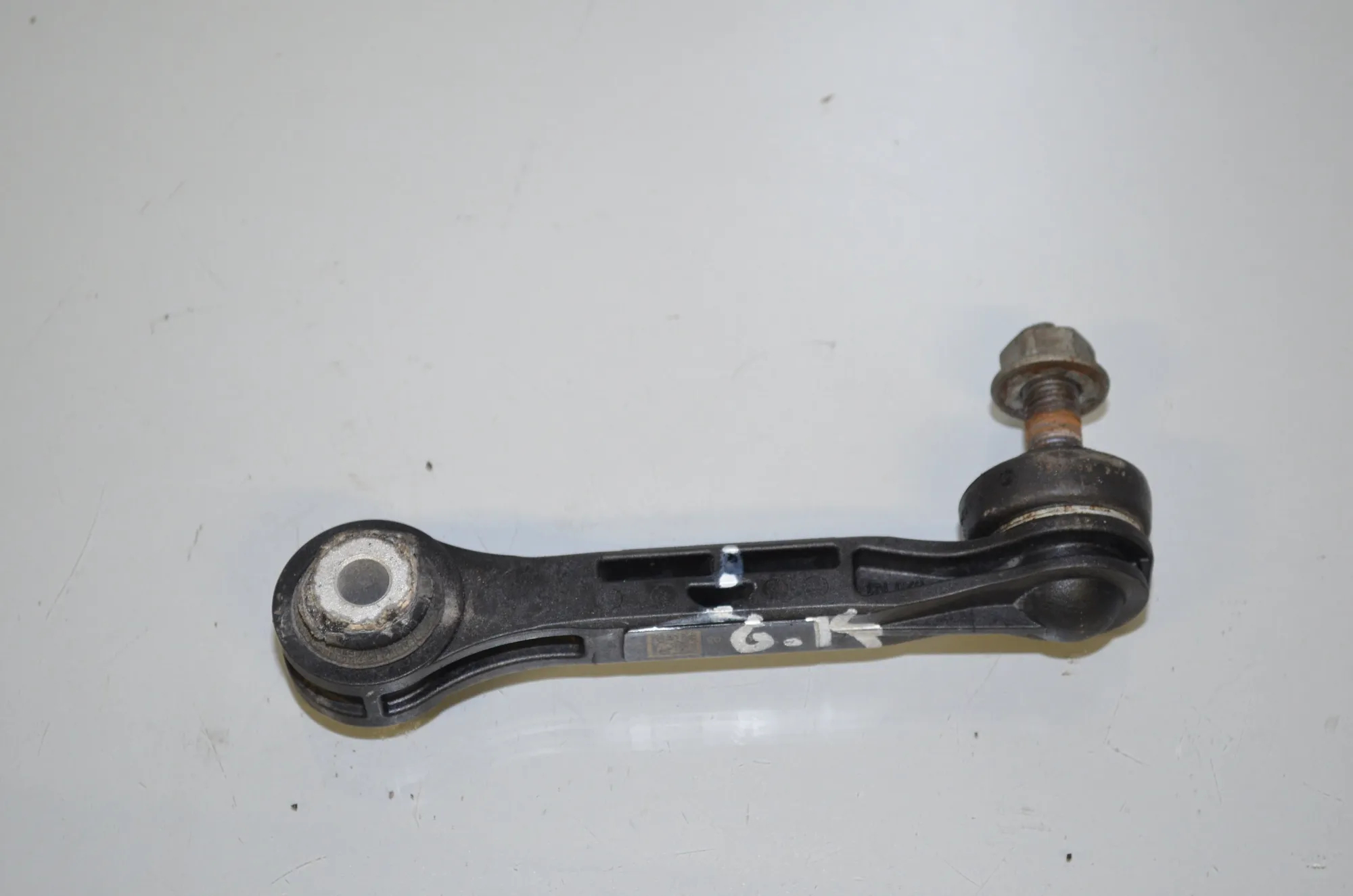 Rear Left Stabilizer Link – OEM 6861482 · BMW 5 (G30) (2016 - -) M 550 i xDrive 2017 – 4