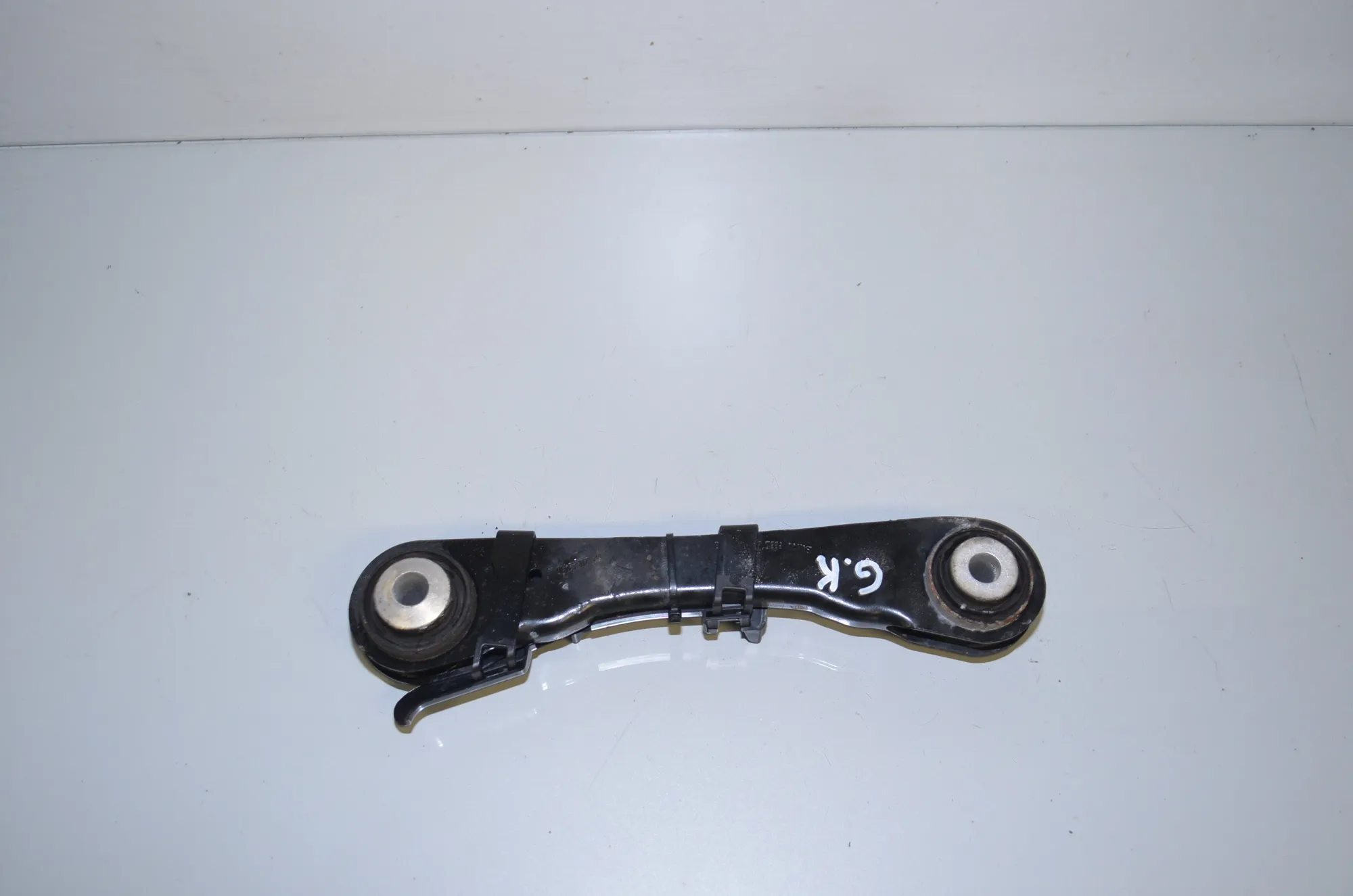 Rear Left Control Arm – OEM 6867537 · BMW 5 (G30) (2016 - -) M 550 i xDrive 2017