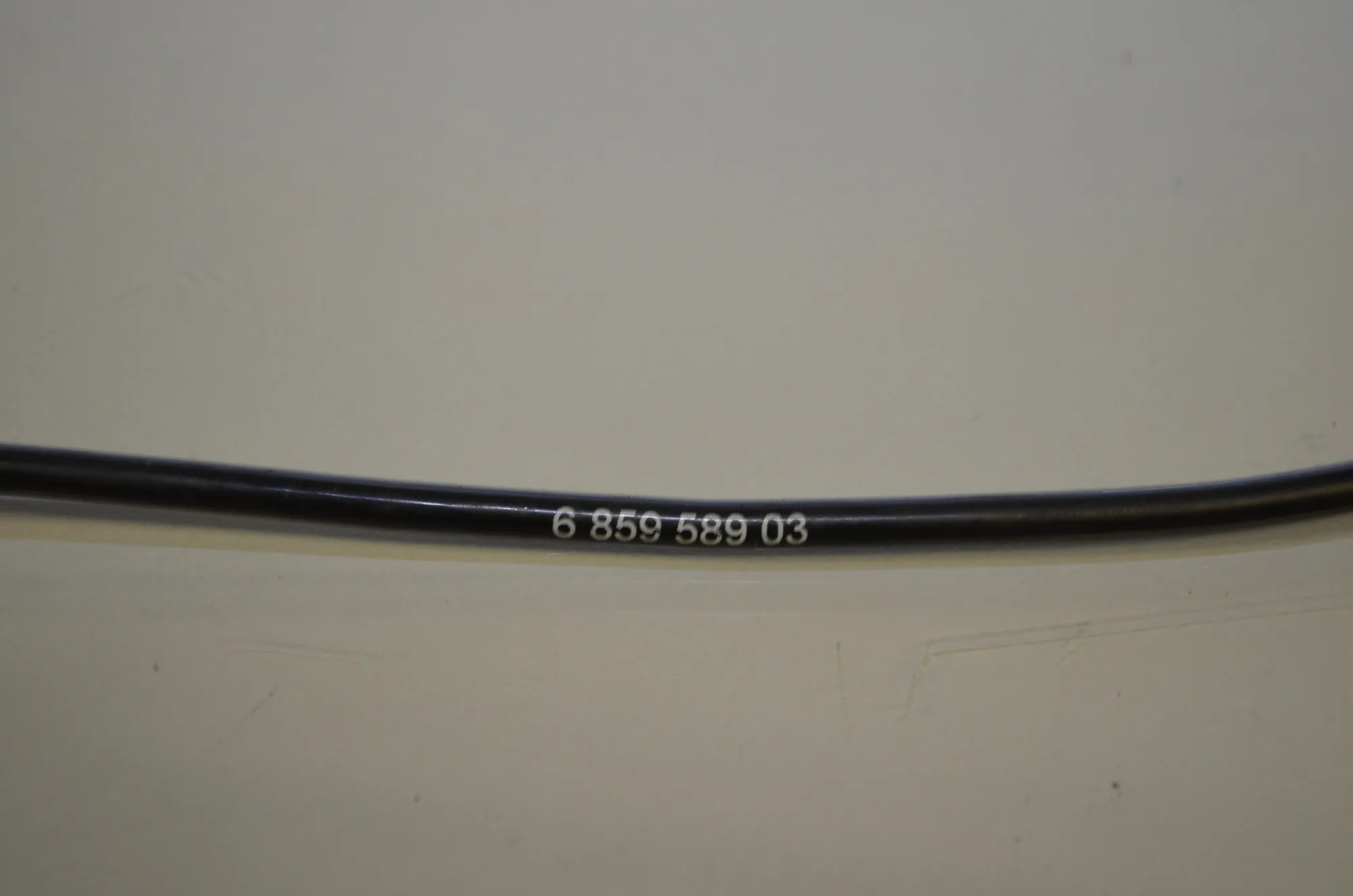 Front Right ABS Sensor – OEM 6859589 · BMW 7 (G11, G12) 730 d 2016 – 4