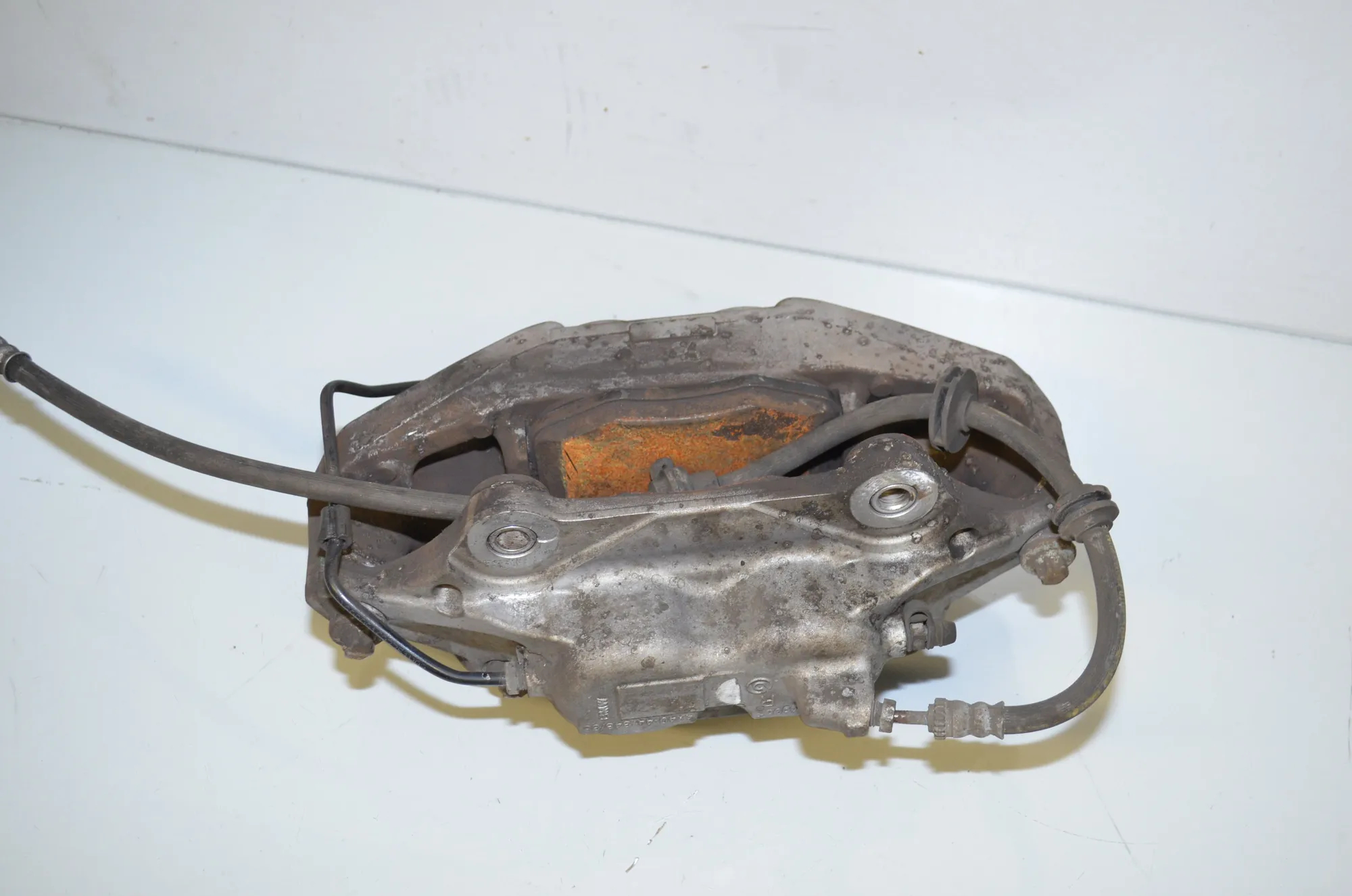 Front Right Brake Caliper – OEM 6891276 · BMW 7 (G11, G12) 730 d 2016 – 4