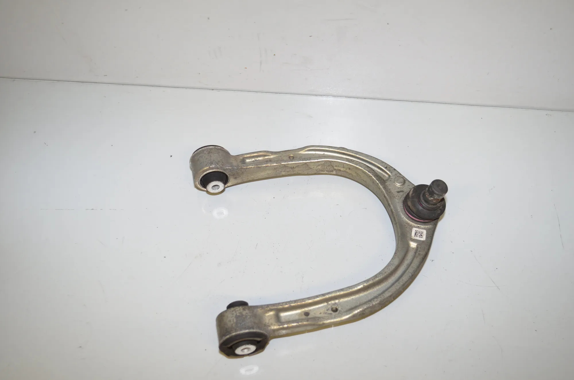 Front Left Upper Control Arm – OEM 6868530 · BMW 7 (G11, G12) 730 d 2016 – 2