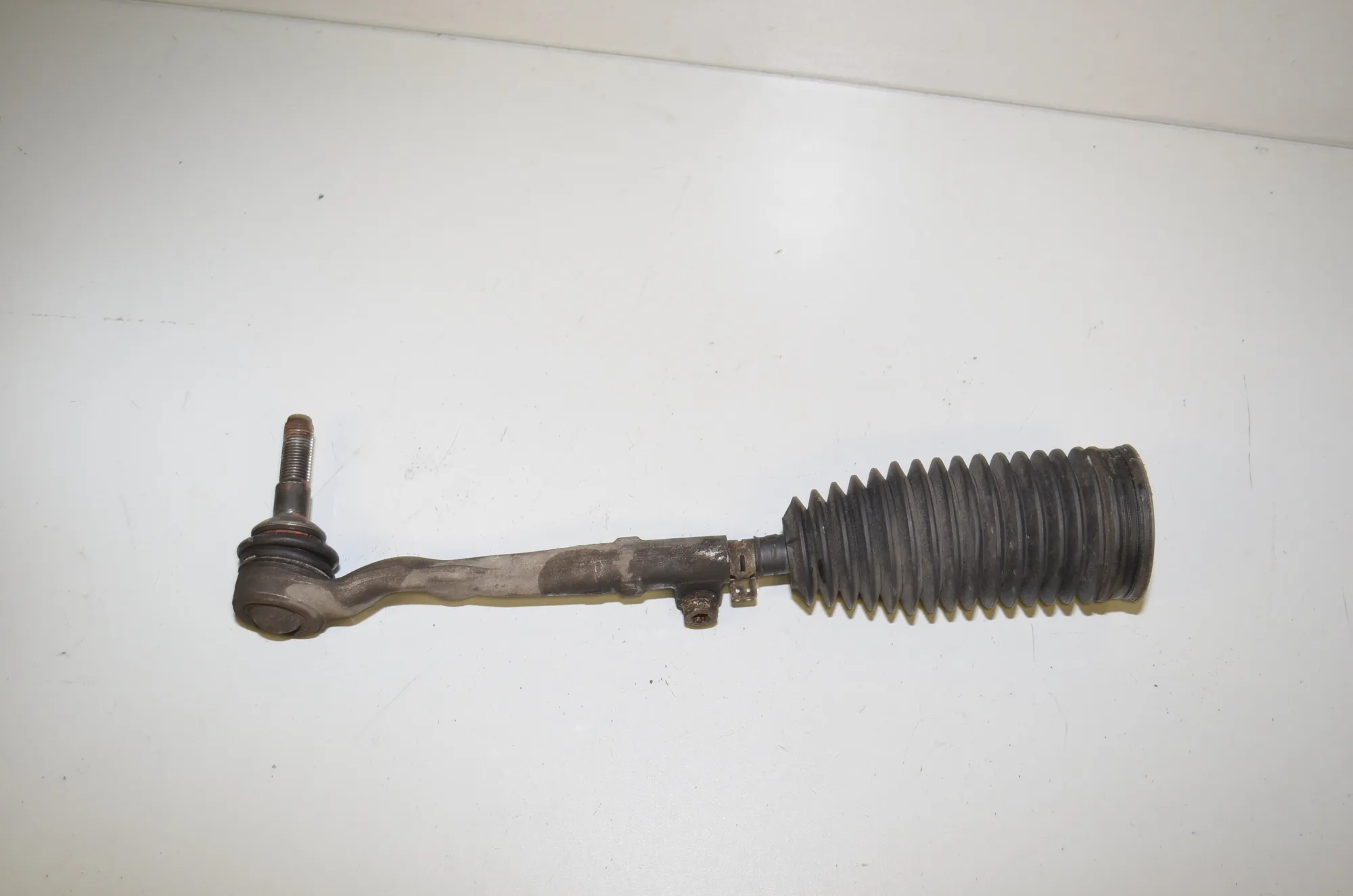 Left Side Steering Tie Rod – OEM 6868688 · BMW 7 (G11, G12) 730 d 2016 – 3