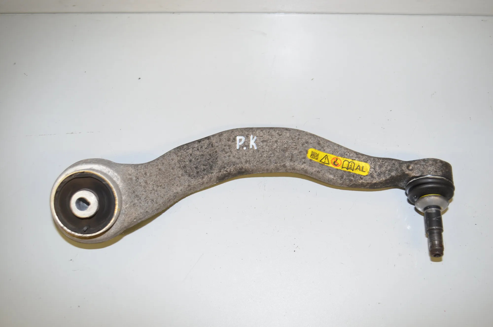 Front Left Curved Control Arm – OEM 6861151 · BMW 7 (G11, G12) 730 d 2016 – 2