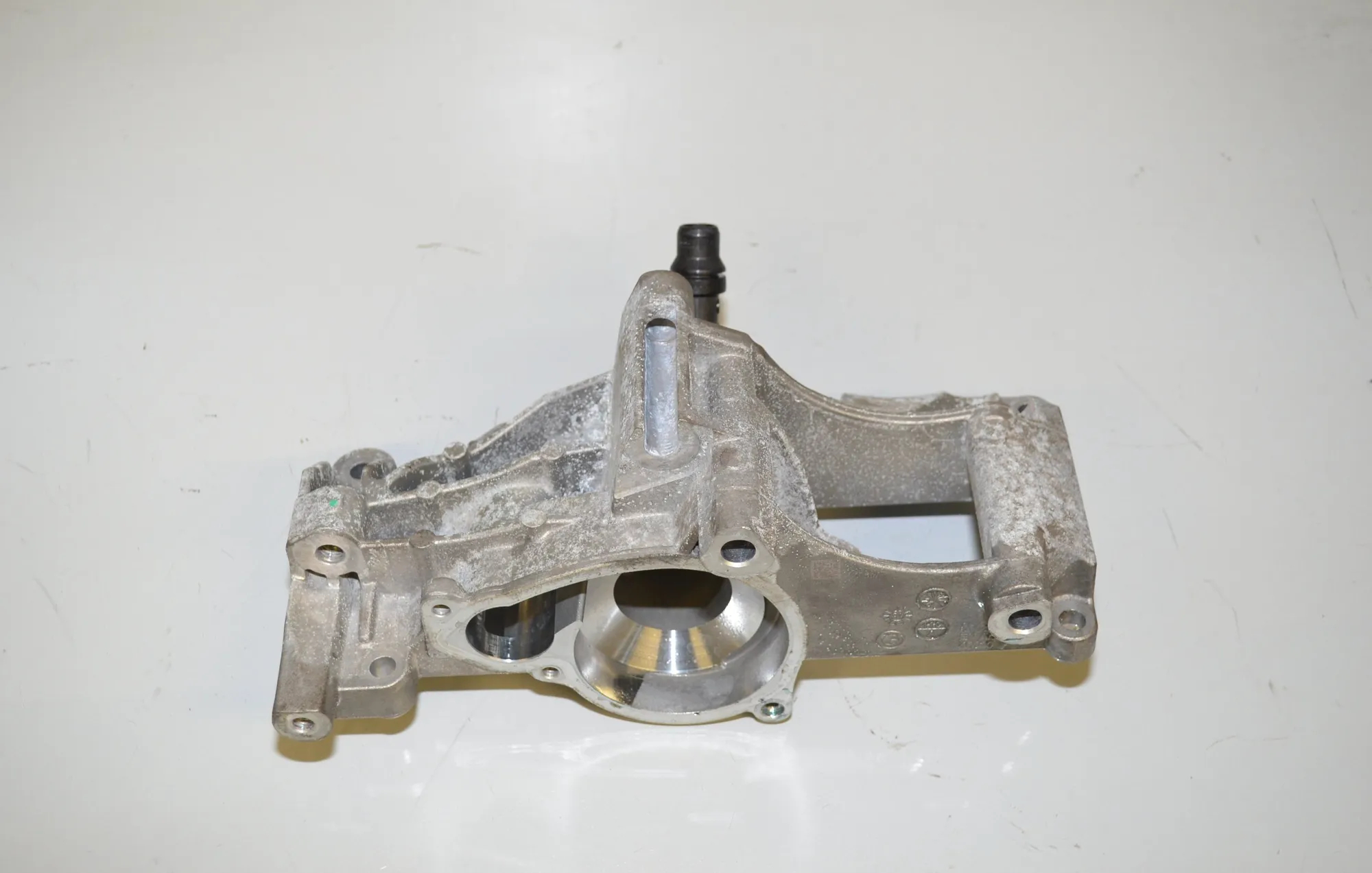 Water Pump – OEM 8588887 · BMW 7 (G11, G12) 730 d 2016