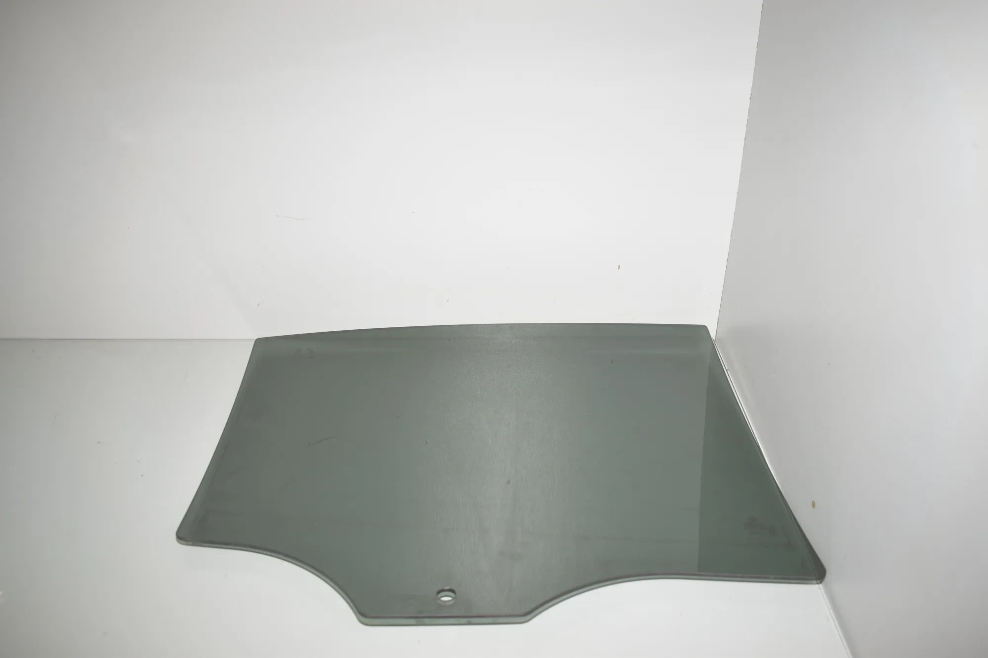 Rear Left Door Window – OEM 7358915 · BMW 7 (G11, G12) 730 d 2016 – 3