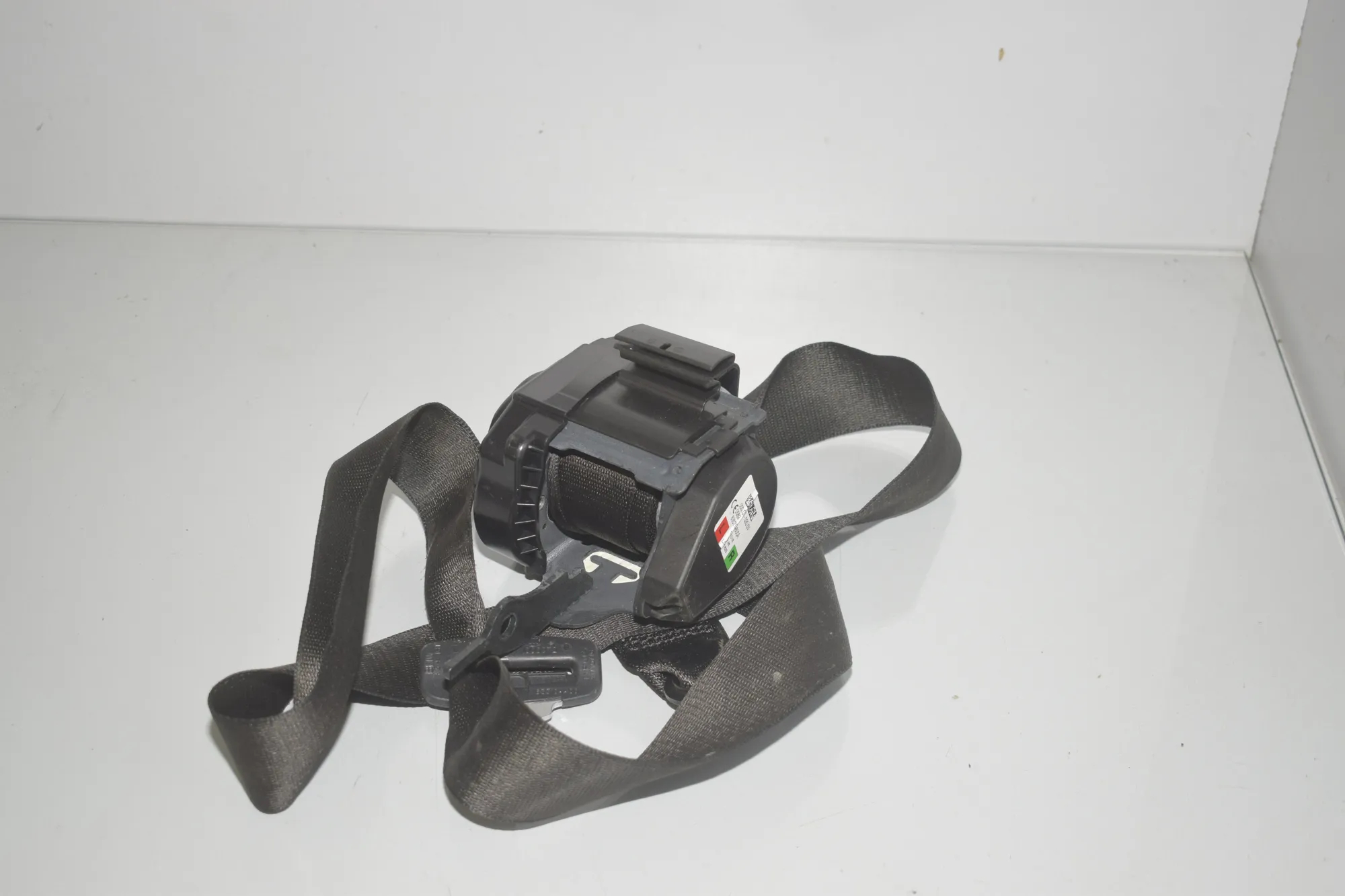 Rear Right Seatbelt – OEM 7434181 · BMW 7 (G11, G12) 730 d 2016 – 2