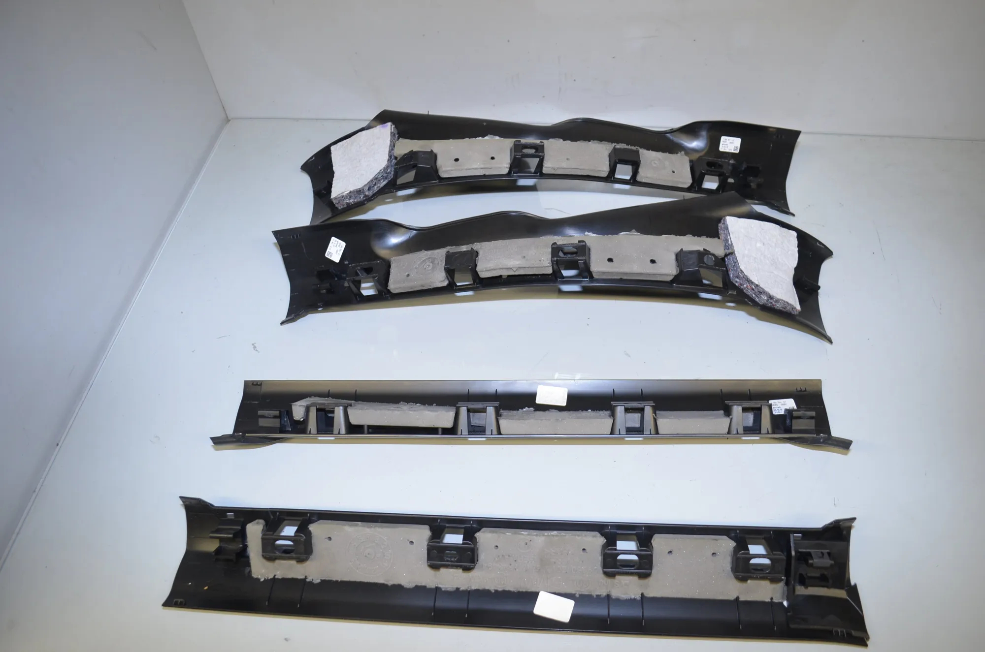 Front Right Interior Step Trim – OEM 7343494 · BMW 7 (G11, G12) 730 d 2016 – 5