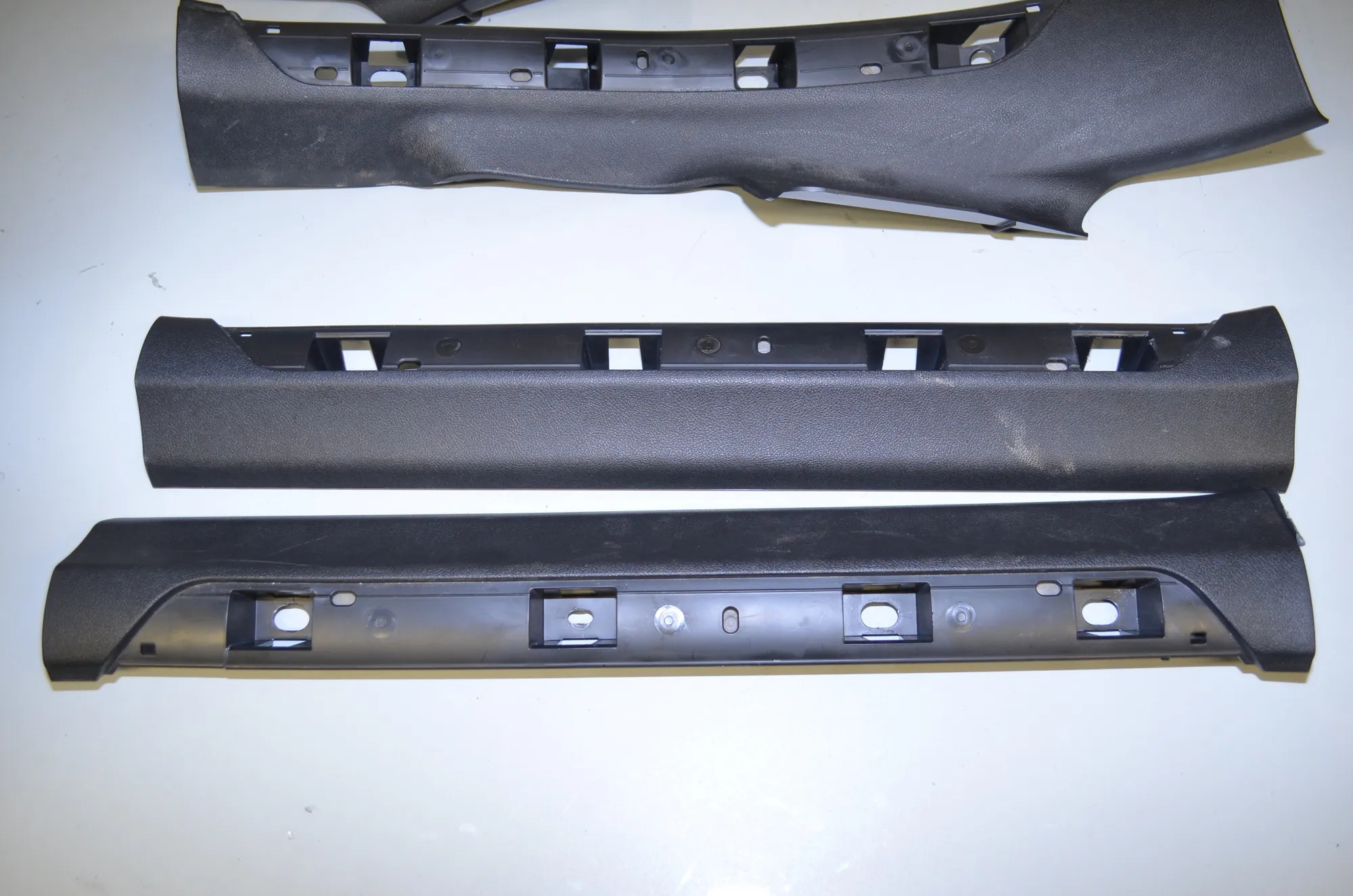 Front Right Interior Step Trim – OEM 7343494 · BMW 7 (G11, G12) 730 d 2016 – 4