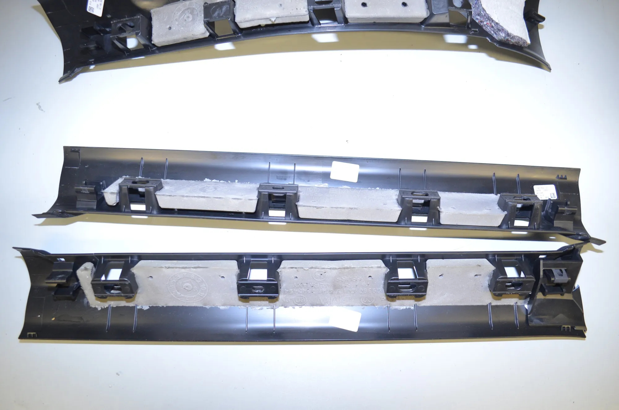 Front Right Interior Step Trim – OEM 7343494 · BMW 7 (G11, G12) 730 d 2016 – 6
