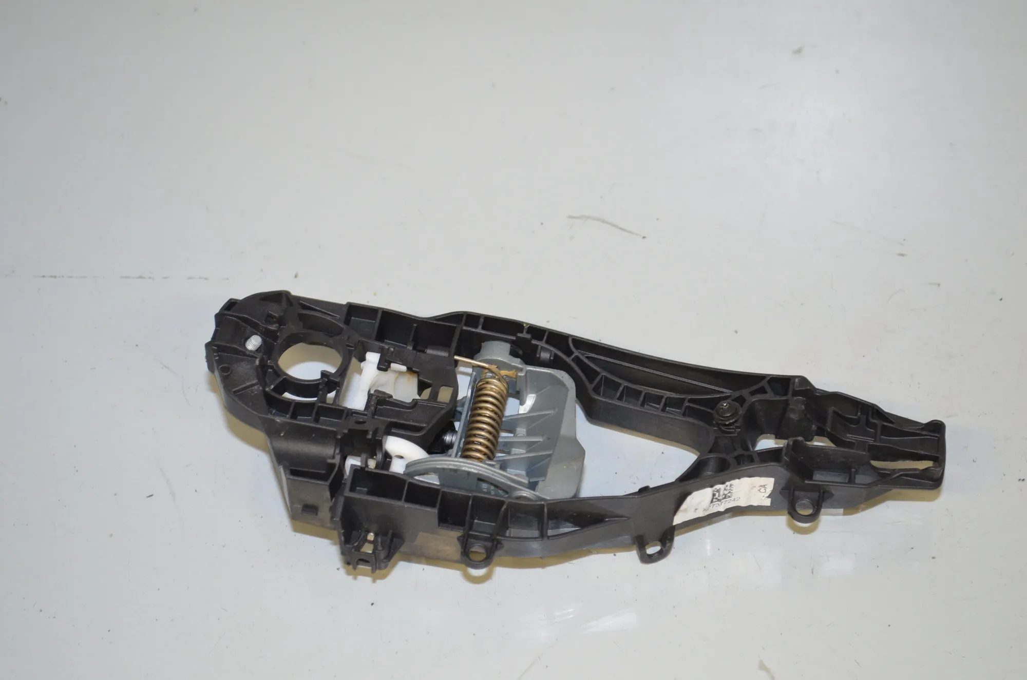 Rear Right Door Interior Handle Frame – OEM 7377242 · BMW 7 (G11, G12) 730 d 2016