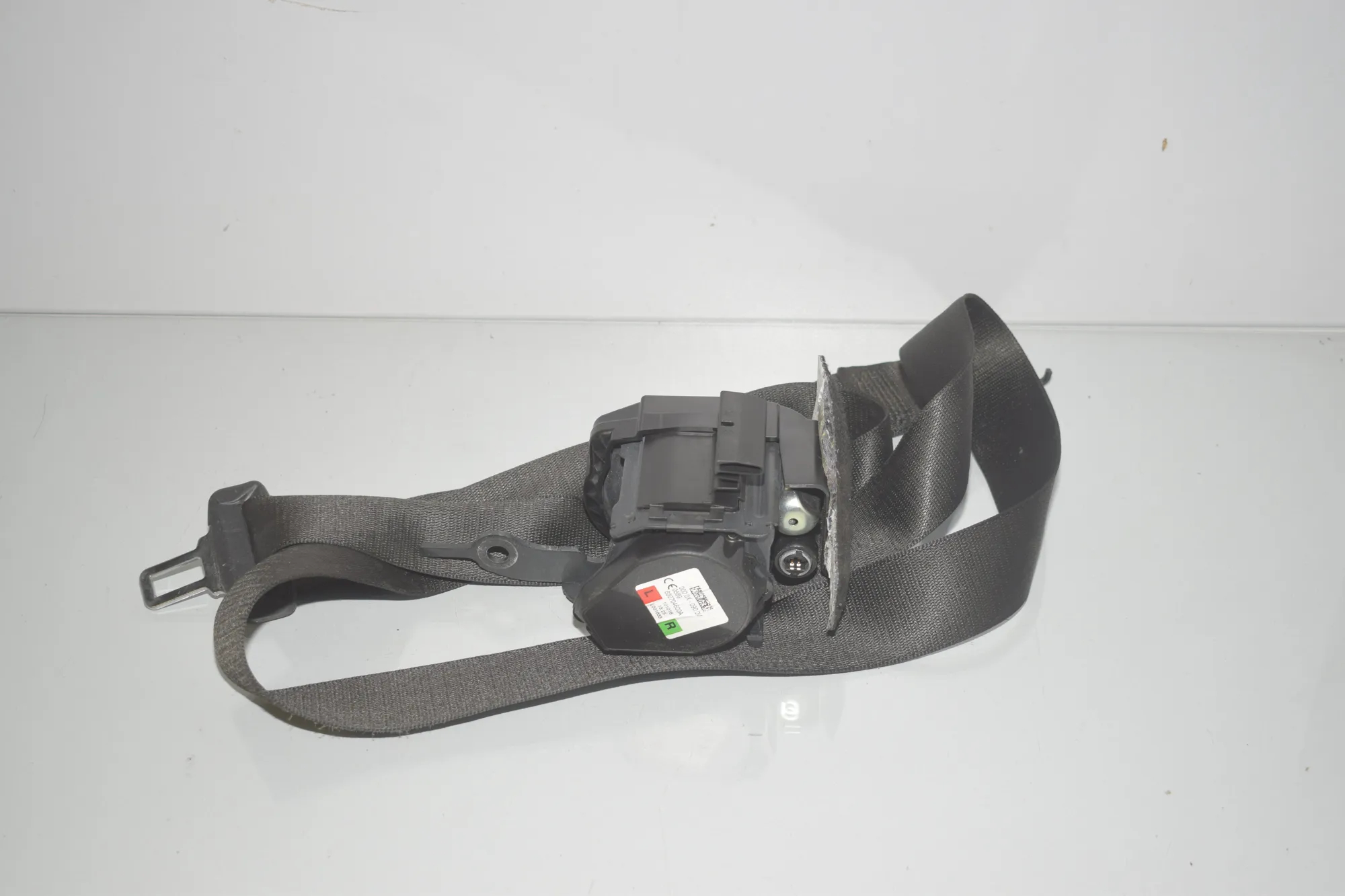 Rear Left Seatbelt – OEM 7434181 · BMW 7 (G11, G12) 730 d 2016