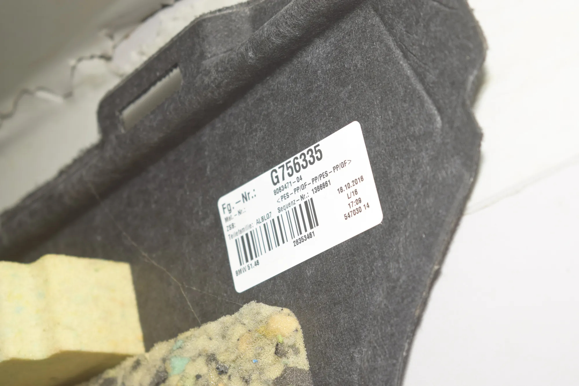 Rear Parcel Shelf – OEM 8063471 · BMW 7 (G11, G12) 730 d 2016 – 5