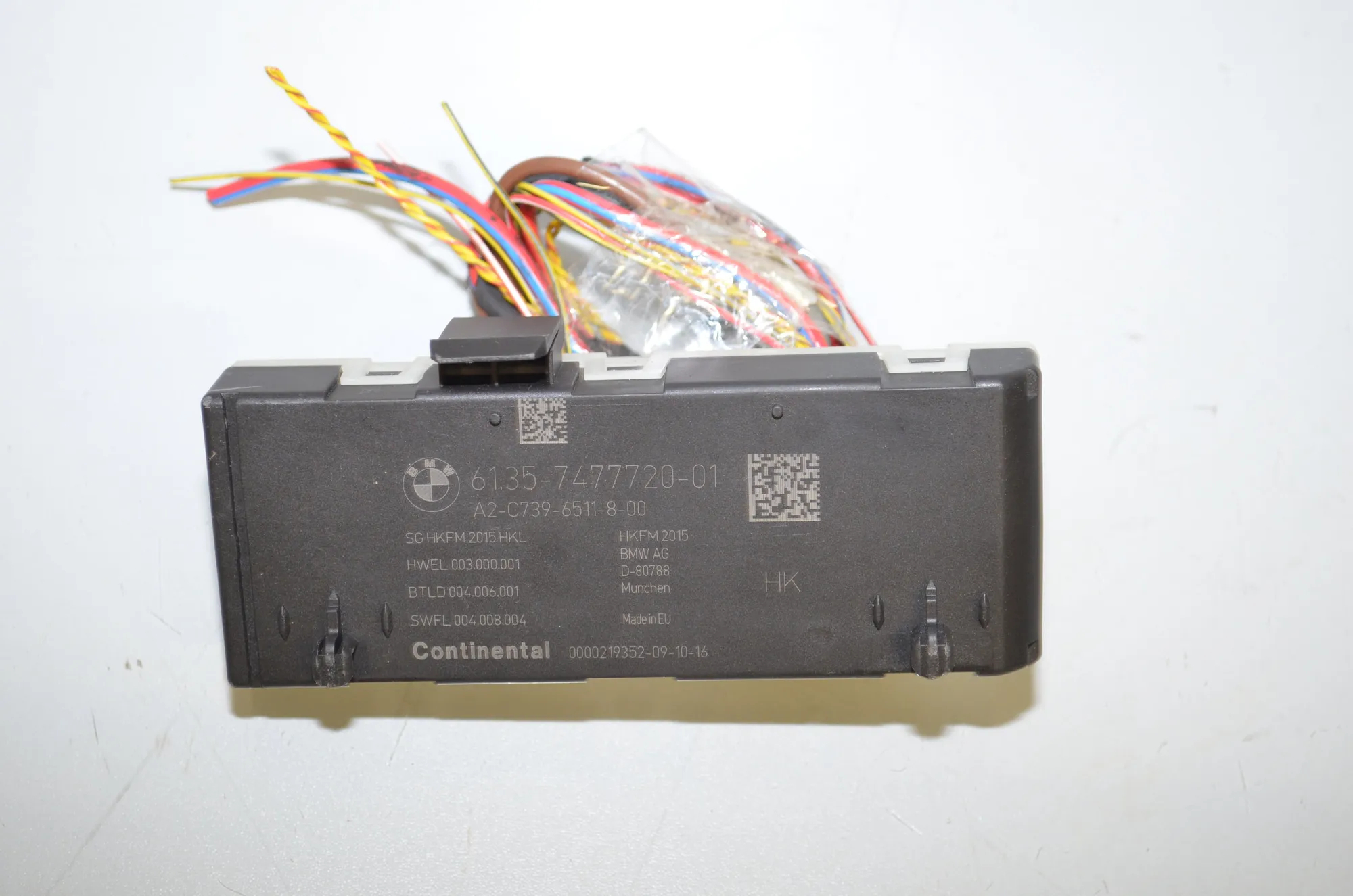 Electric Tailgate Opening Kit – OEM 7477720 · BMW 7 (G11, G12) 730 d 2016 – 5
