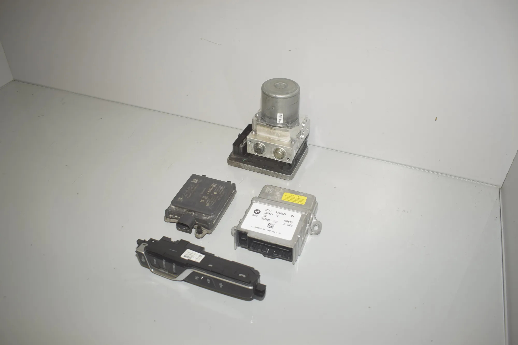 Distance Radar Sensor – OEM 6819153 · BMW 7 (G11, G12) 730 d 2016 – 3