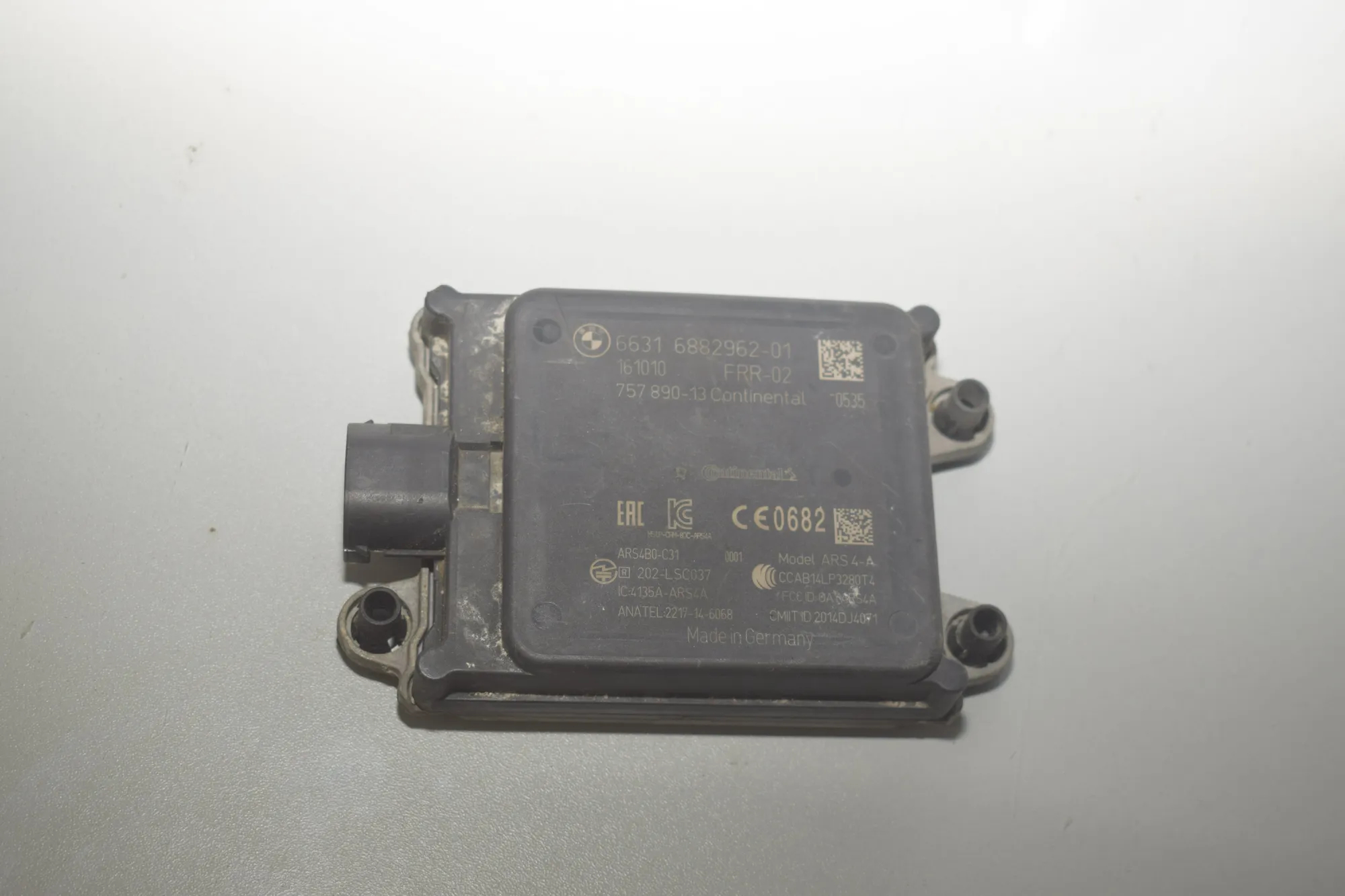 Distance Radar Sensor – OEM 6819153 · BMW 7 (G11, G12) 730 d 2016 – 9