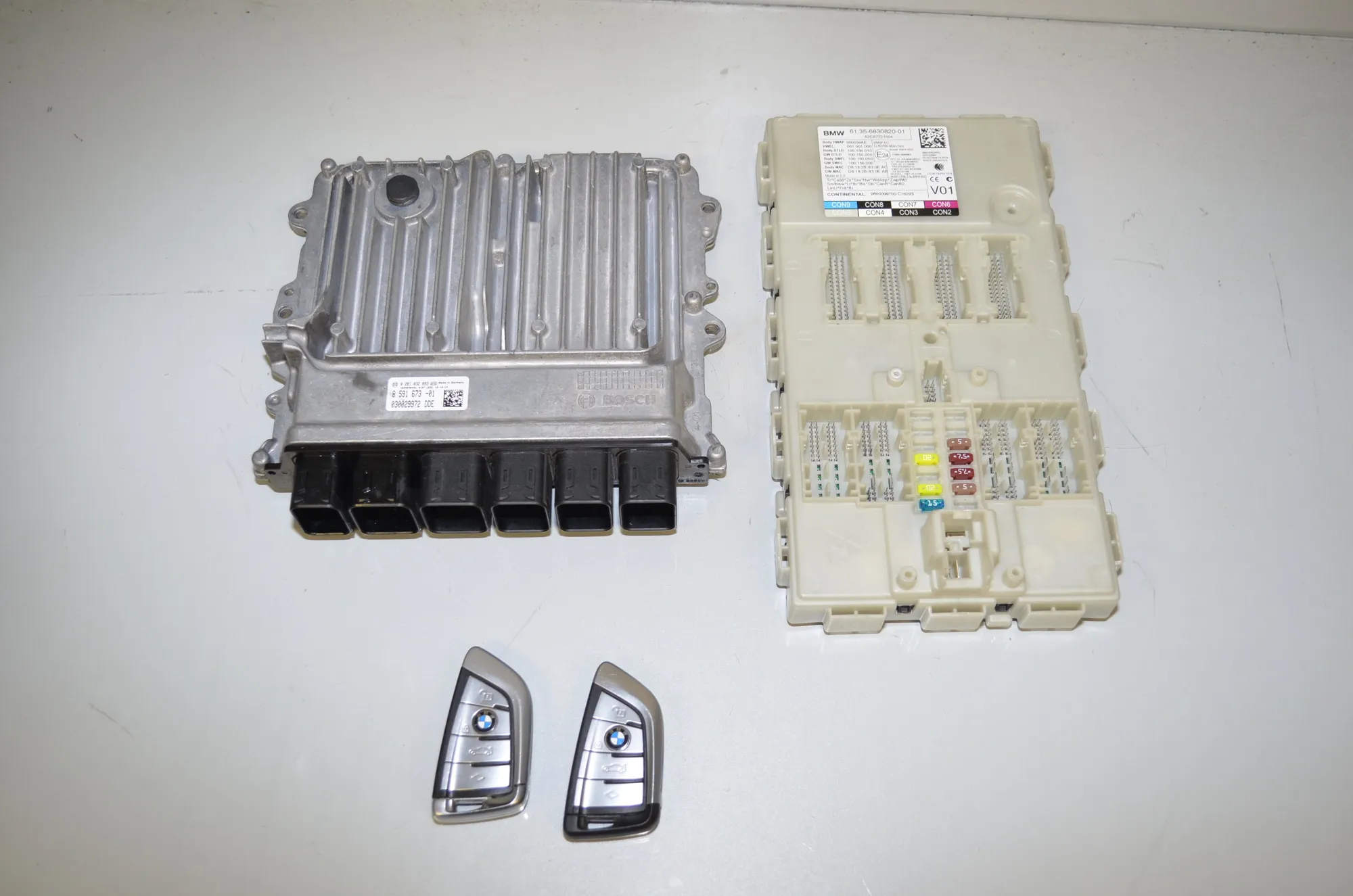 Engine Ignition ECU Set – OEM 6830820 · BMW 7 (G11, G12) 730 d 2016