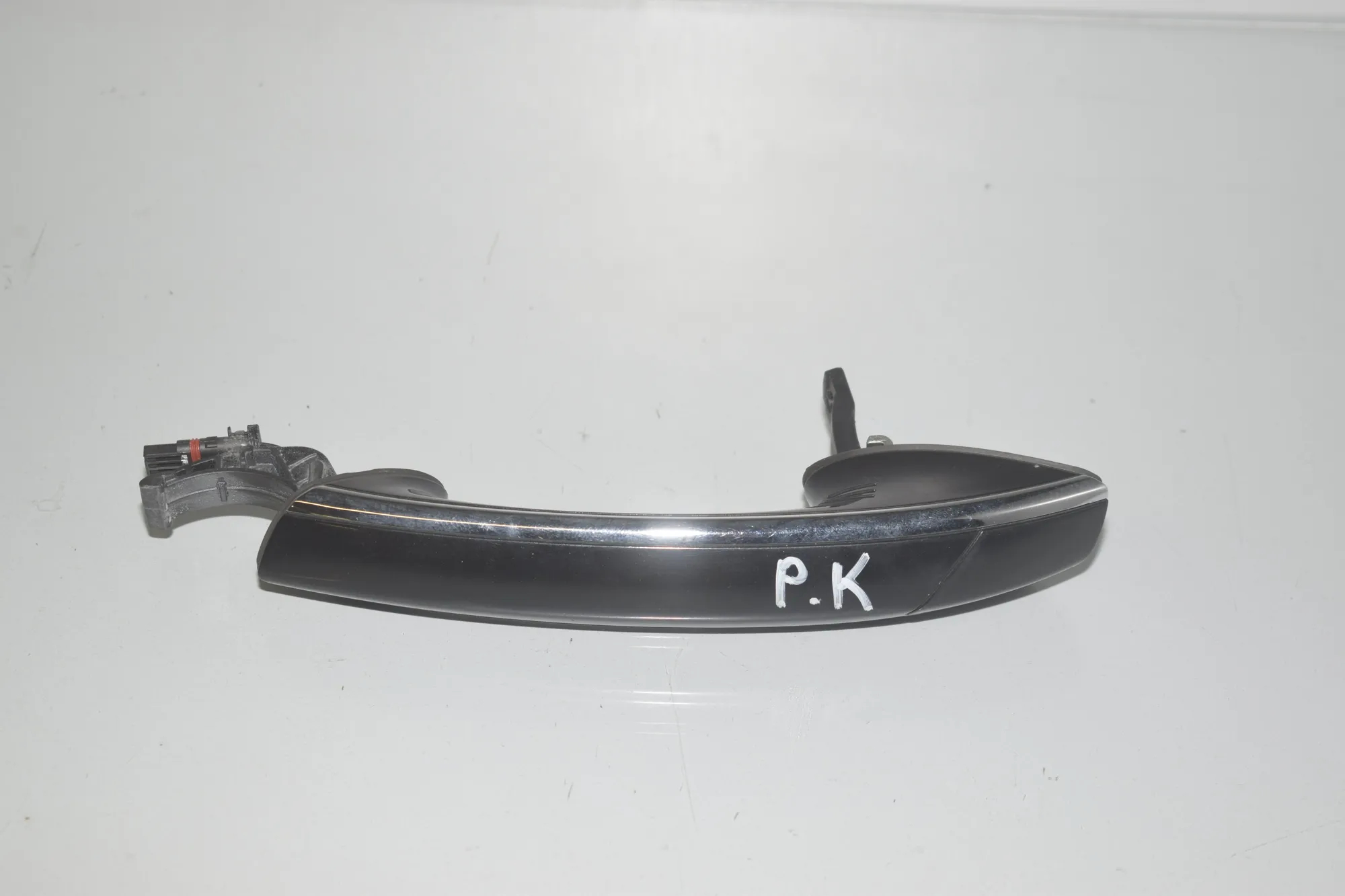 Front Left Door Exterior Handle – OEM 7472725 · BMW 7 (G11, G12) 730 d 2016