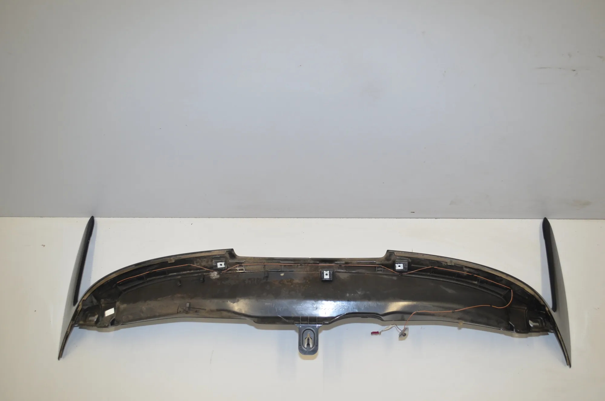 Rear Windshield Spoiler – OEM 7348578 · BMW 2 Active Tourer (F45) 225 i 2015 – 2
