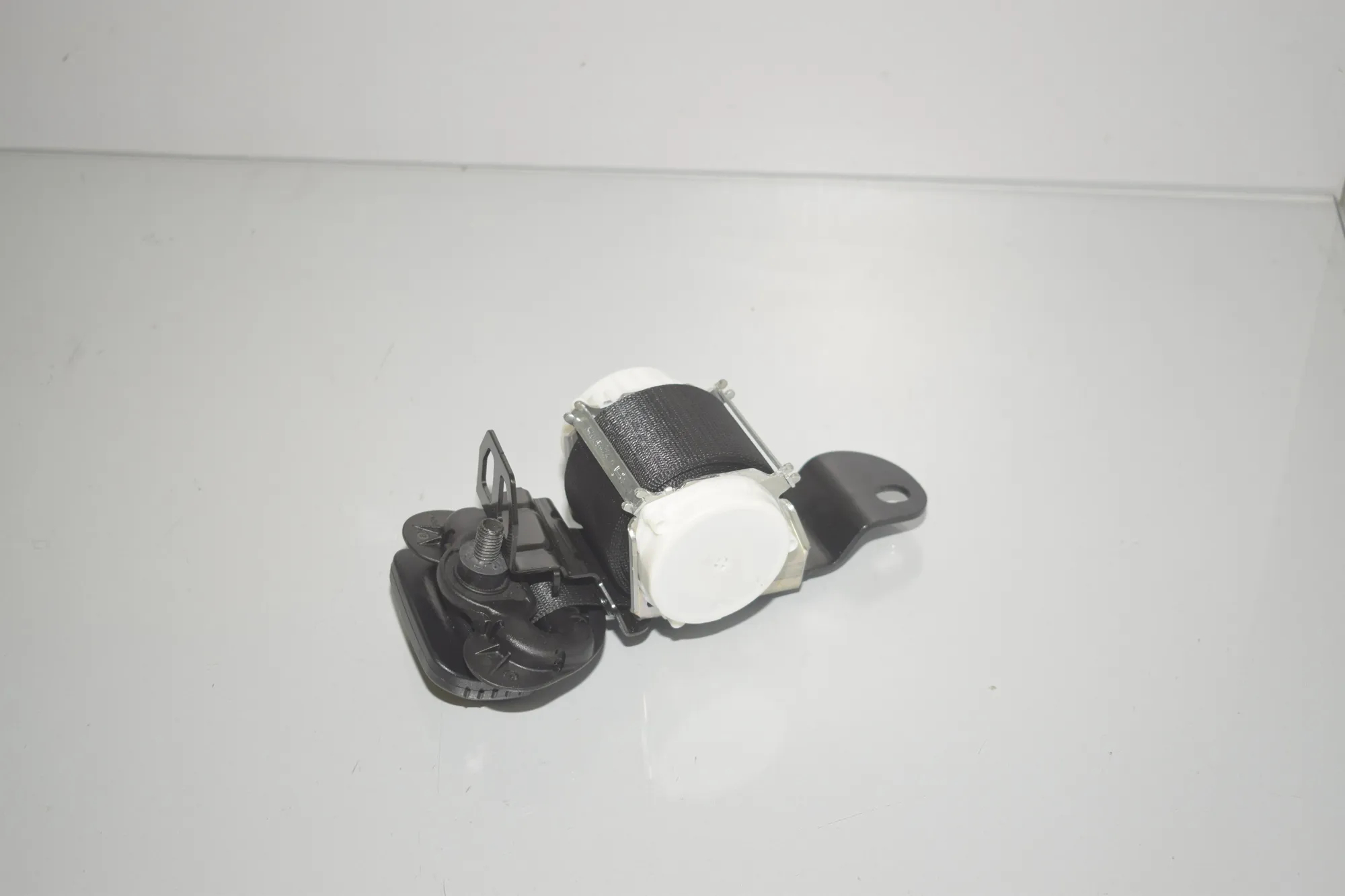 Rear Middle Seatbelt – OEM 7313387 · BMW 2 Active Tourer (F45) 225 i 2015
