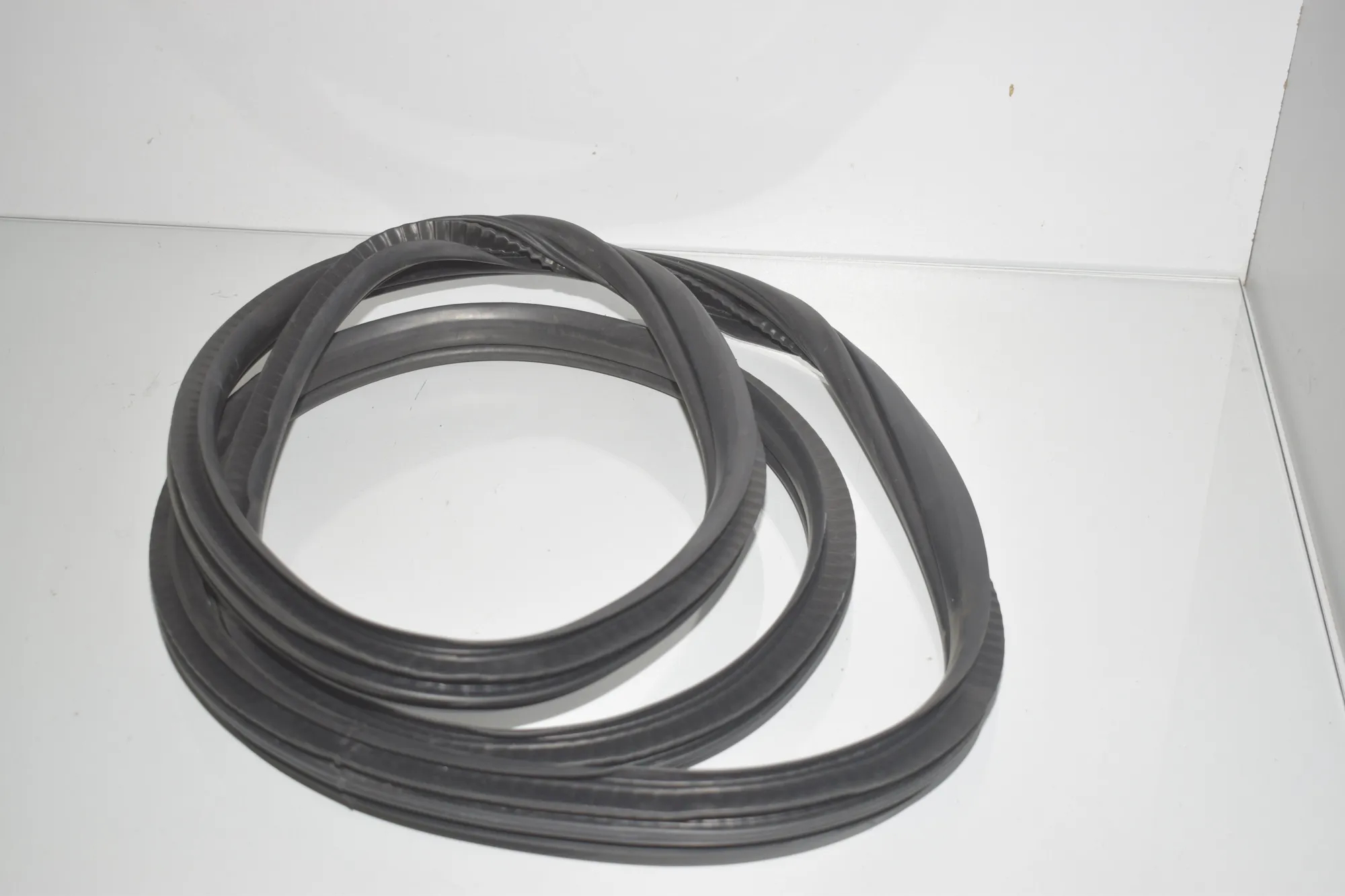 Rear Left Door Seal Rubber – OEM 7420050 · BMW 2 Active Tourer (F45) 225 i 2015 – 3