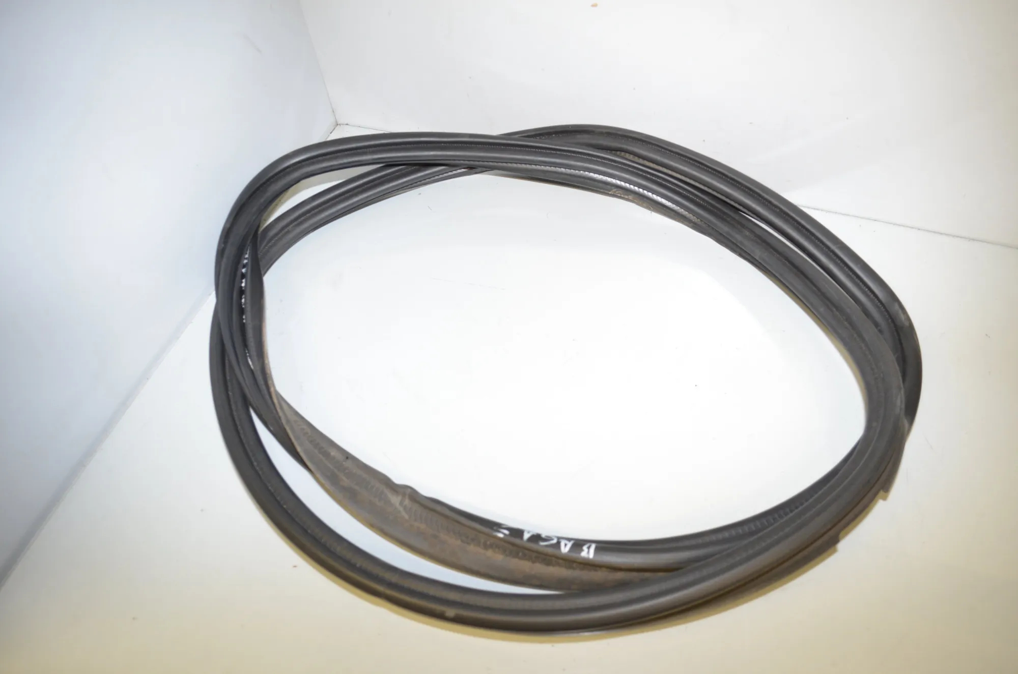 Tailgate Rubber Seal – OEM 7440481 · BMW 2 Active Tourer (F45) 225 i 2015