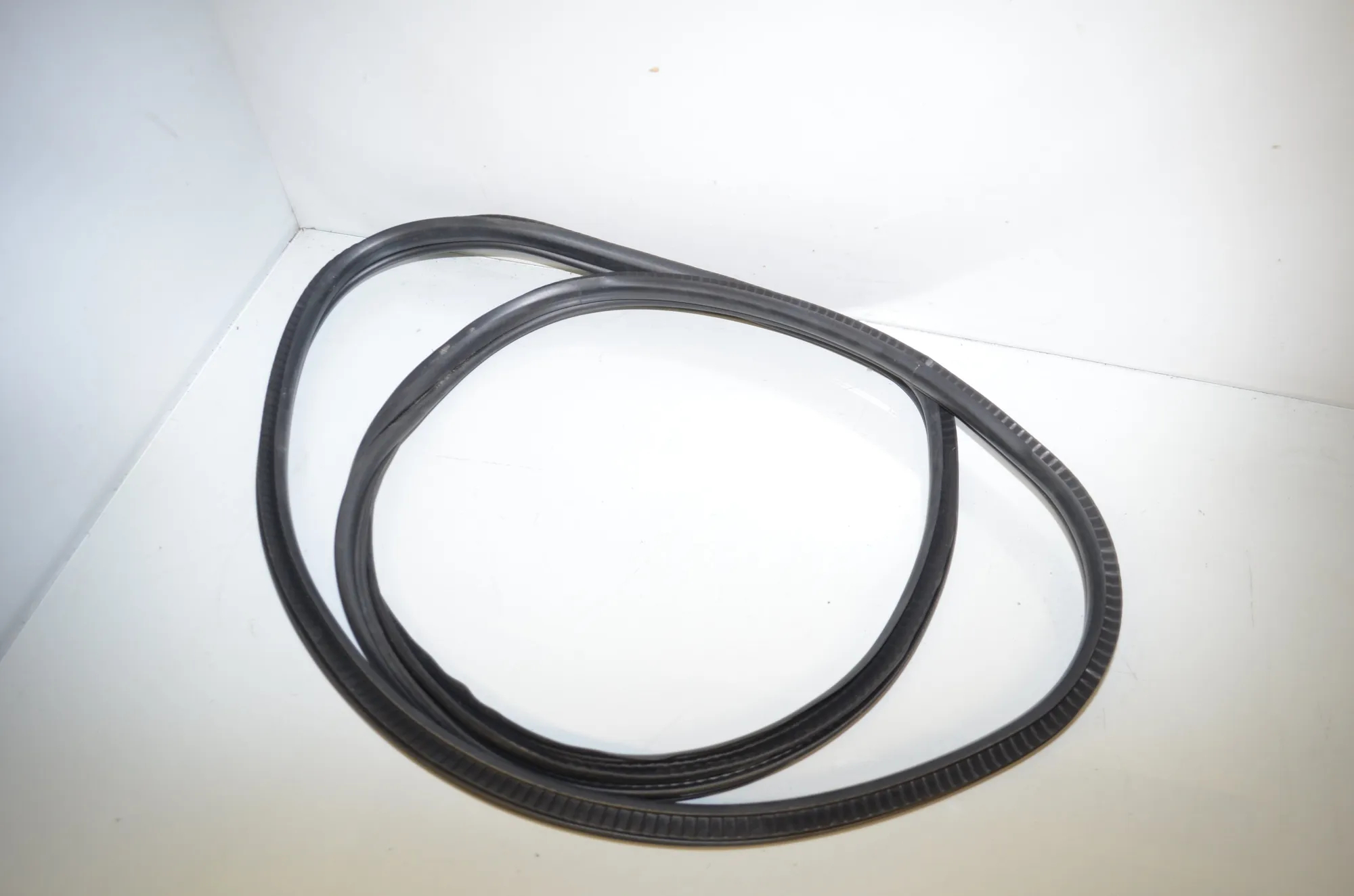Rear Right Door Seal Rubber – OEM 7420050 · BMW 2 Active Tourer (F45) 225 i 2015 – 3