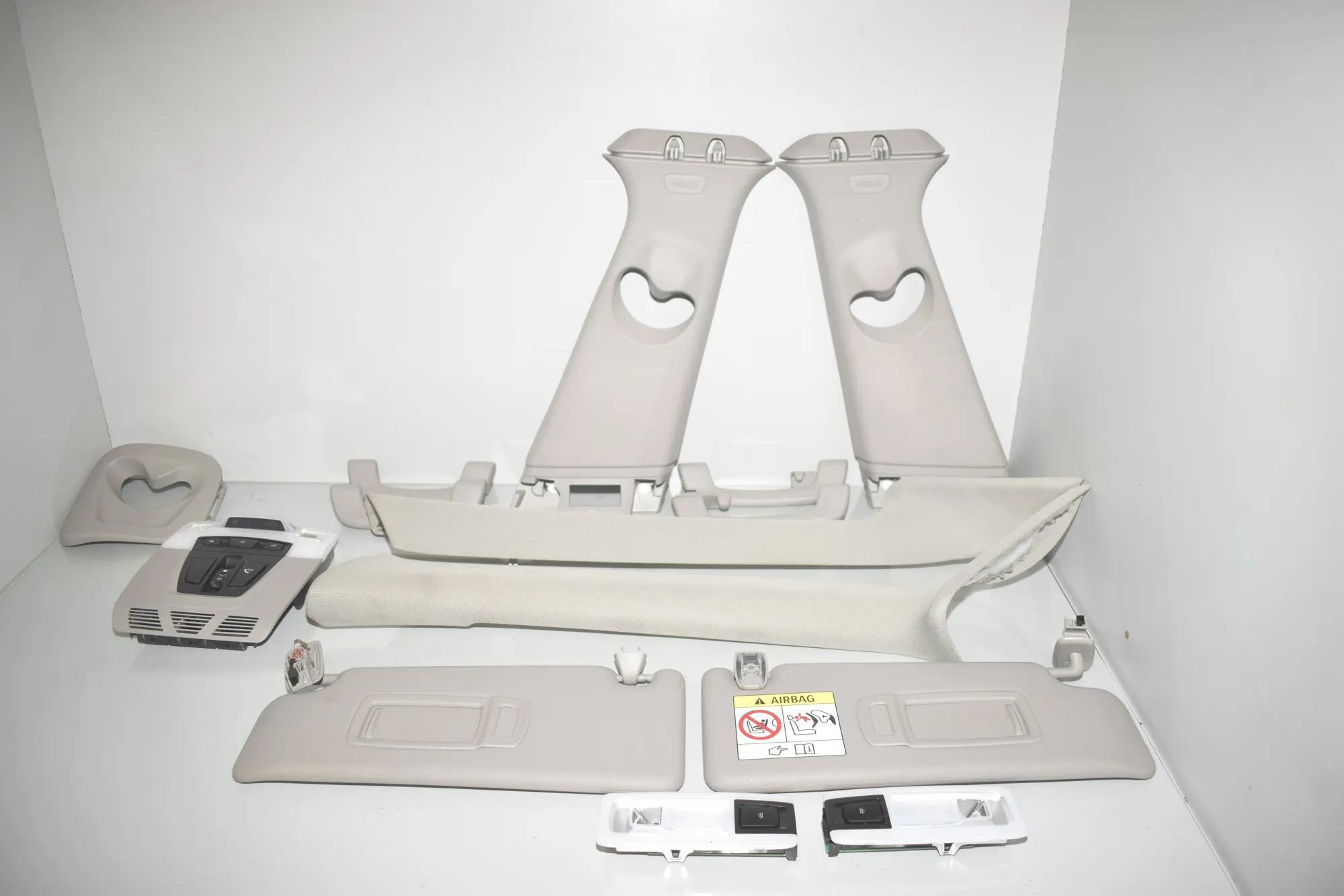 Interior Side Pillars Trim Kit – OEM 9288995 · BMW 2 Active Tourer (F45) 225 i 2015