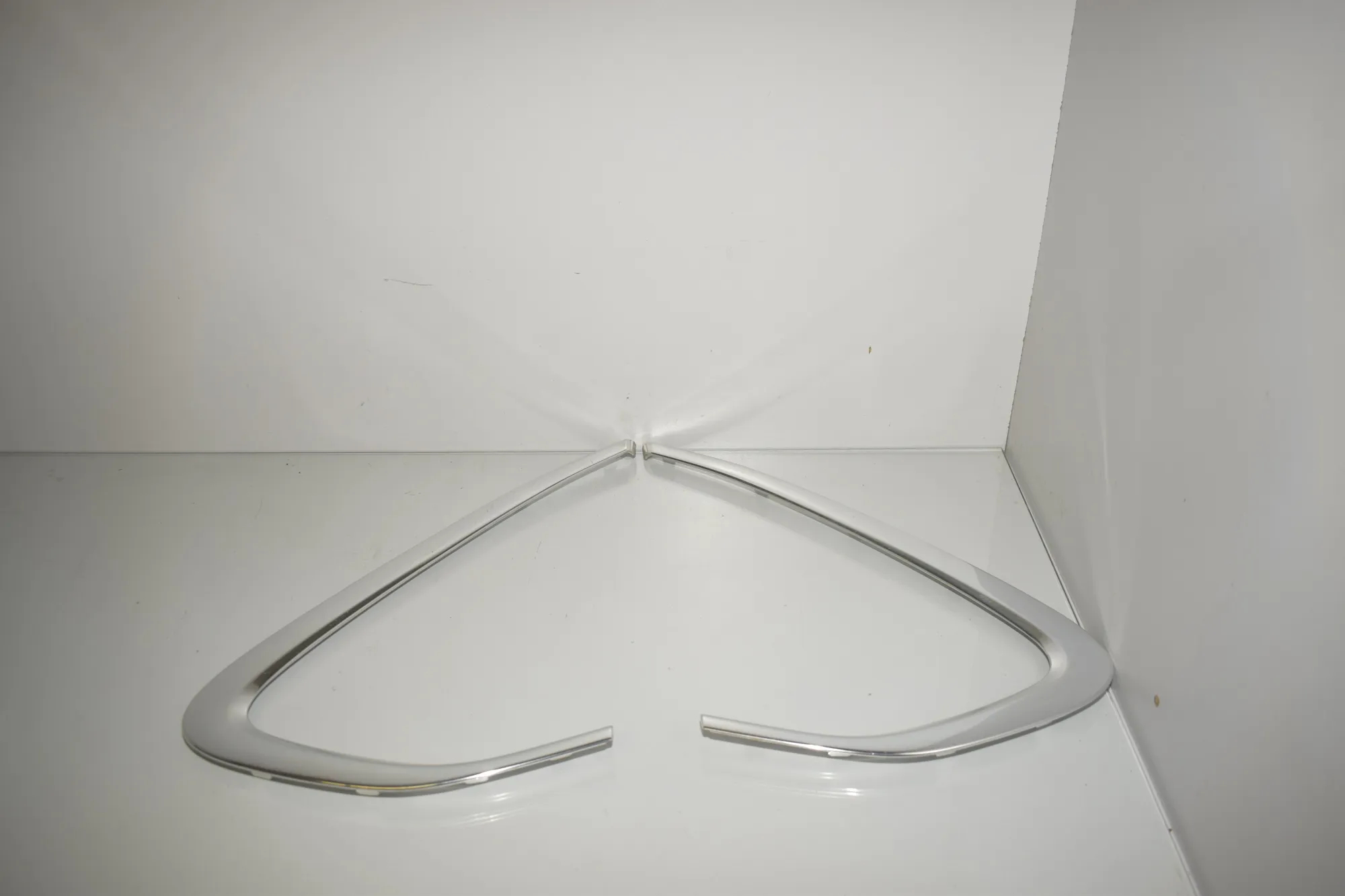 Other Trim Parts – OEM 7000828 · BMW 2 Active Tourer (F45) 225 i 2015 – 4
