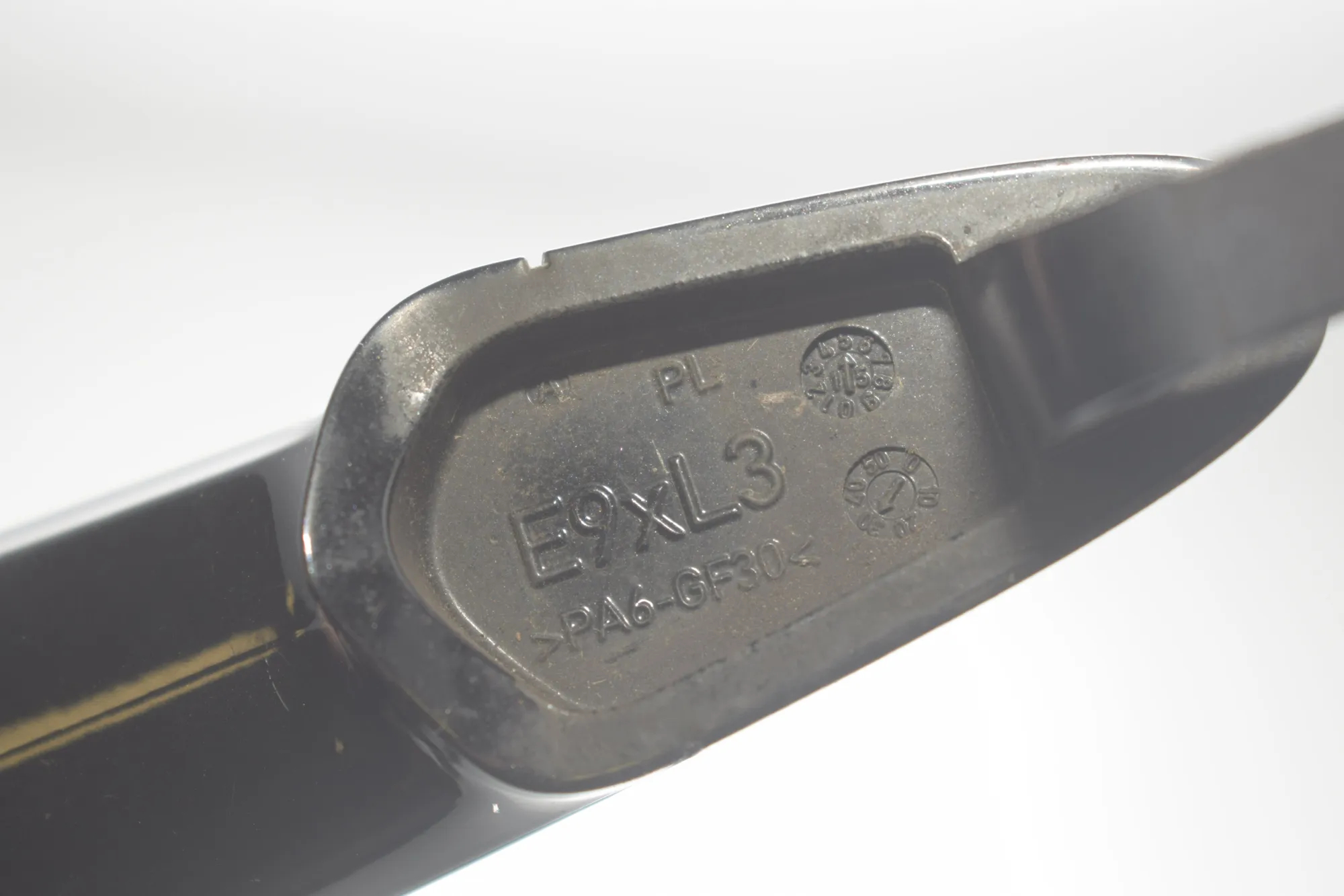 Front Left Door Exterior Handle – OEM 7207561 · BMW 3 (F30, F80) 330 d xDrive 2015 – 5