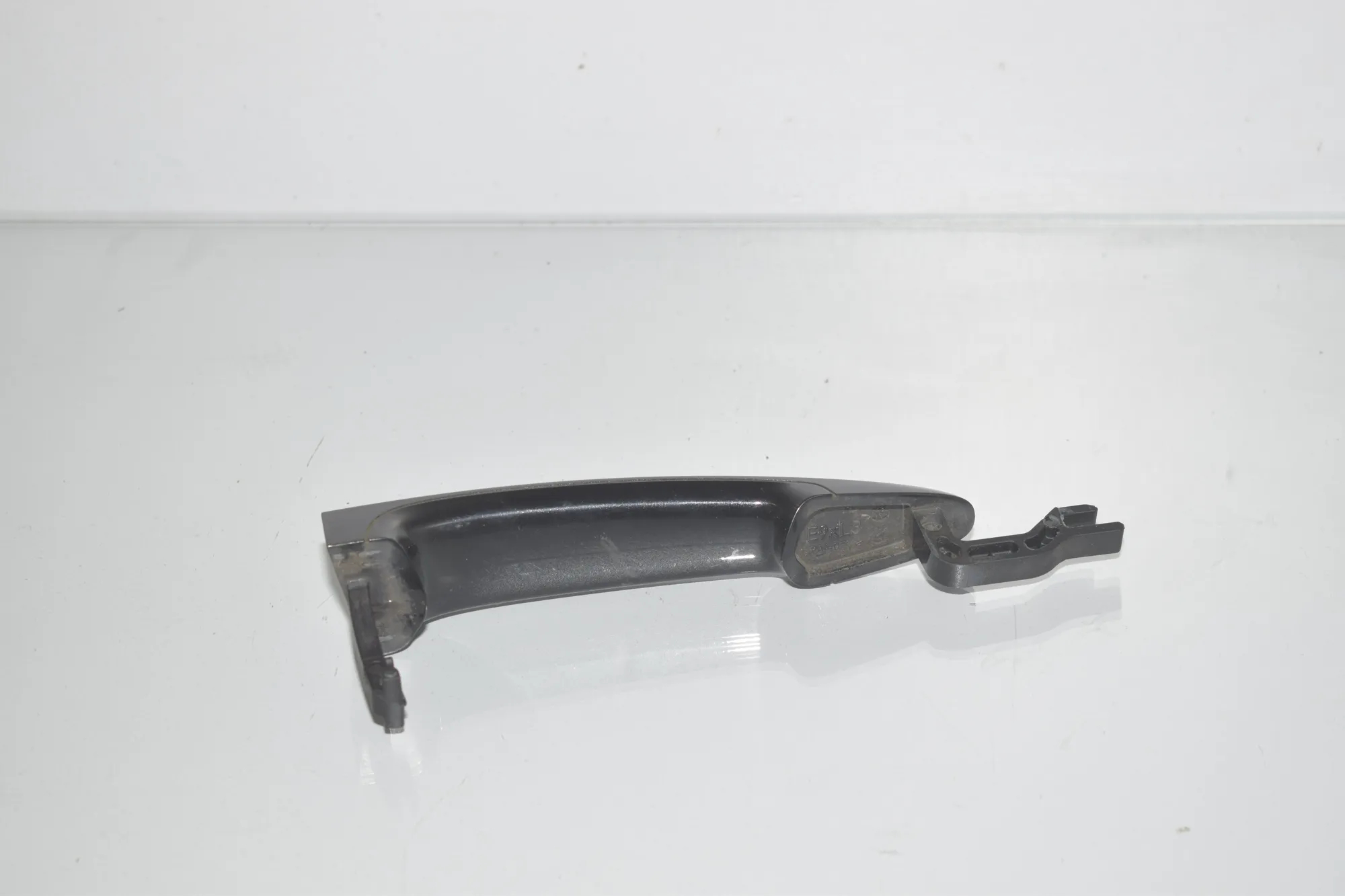 Front Left Door Exterior Handle – OEM 7207561 · BMW 3 (F30, F80) 330 d xDrive 2015 – 3