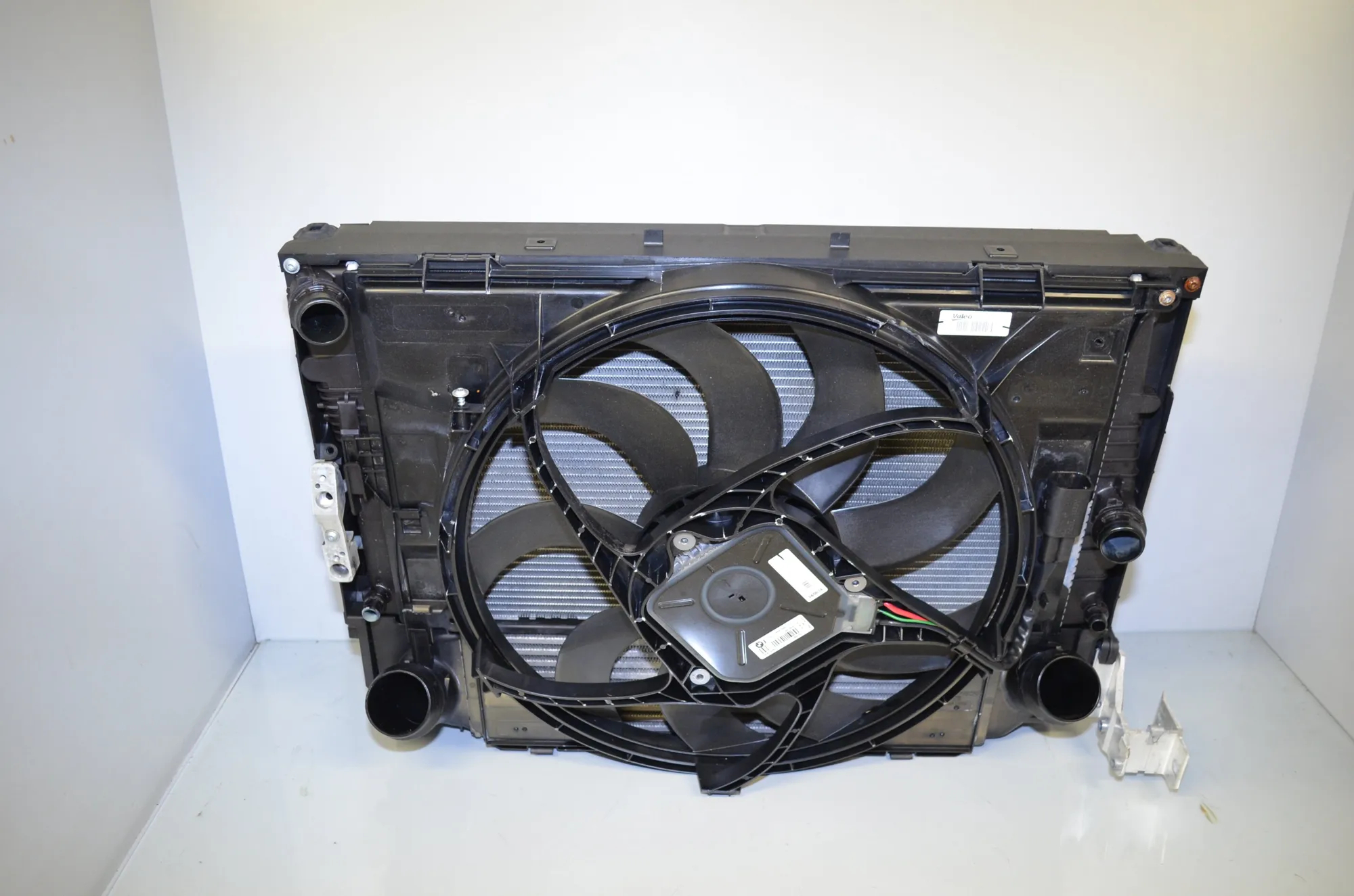 Radiator Pack Set – OEM 7605036 · BMW 3 (F30, F80) 330 d xDrive 2015