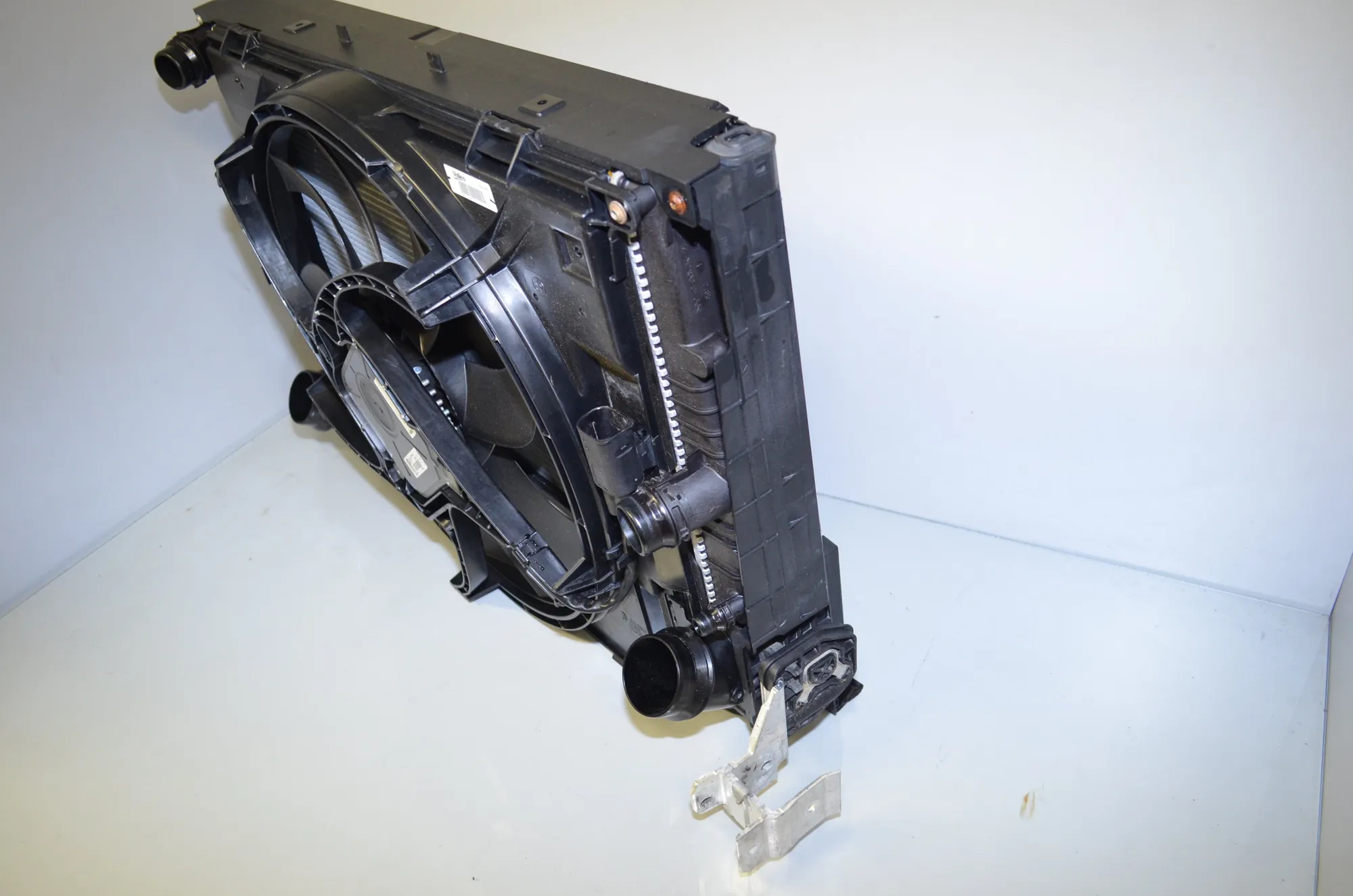 Radiator Pack Set – OEM 7605036 · BMW 3 (F30, F80) 330 d xDrive 2015 – 2
